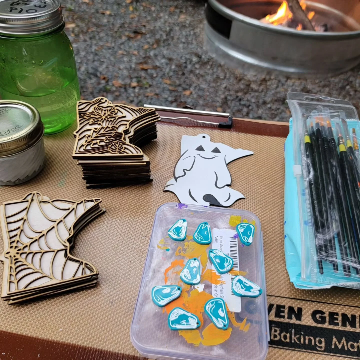 When you've got show prep to do but summer is fleeting... You pack up and head to the cabin anyway. Even if it's cloudy and rainy half the weekend.

#47thParallelArt #FleetingSummer #ShowPrep #MidwestSummer #CreatingMyCalm