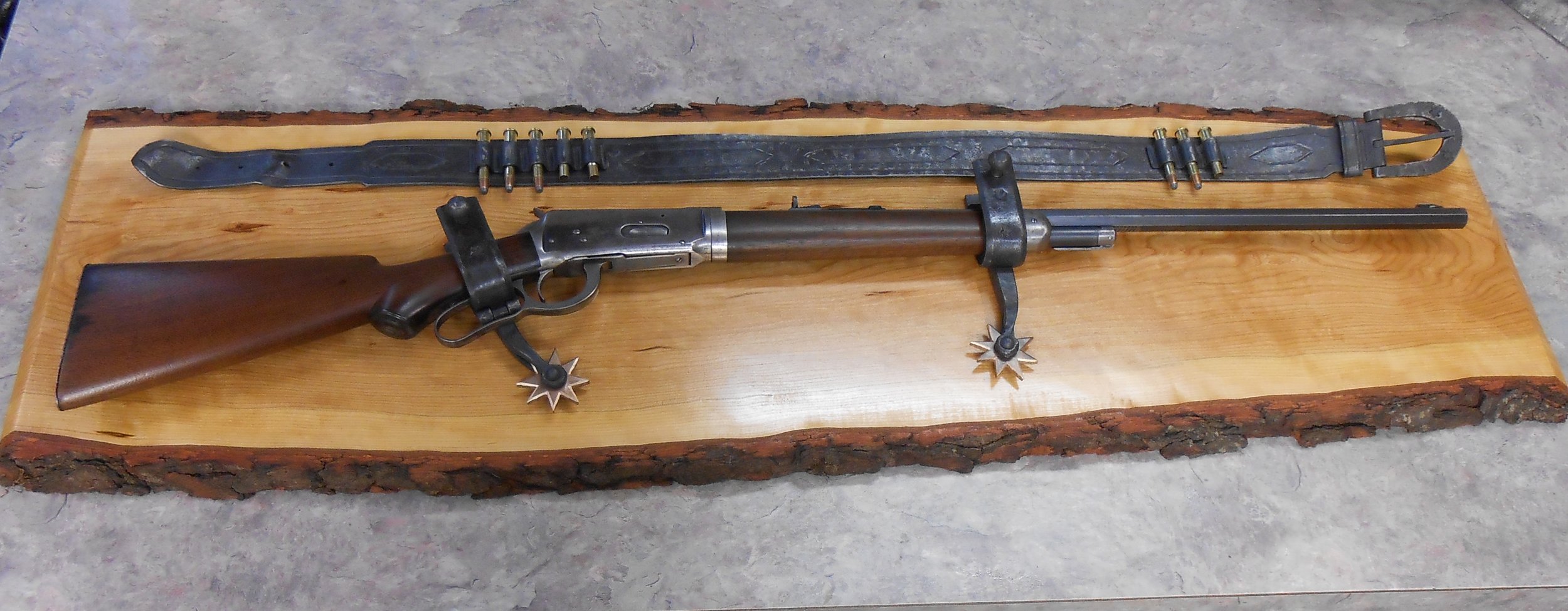 Gun Rack - Old Western Style