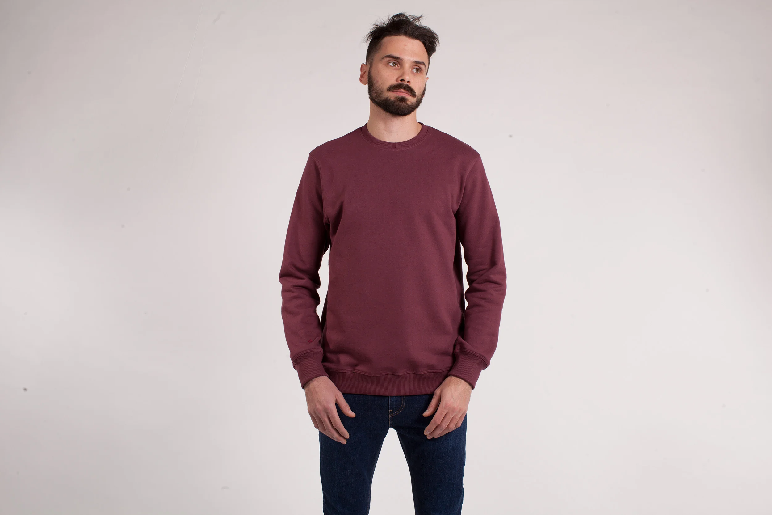 Larry-rouge-front.jpg