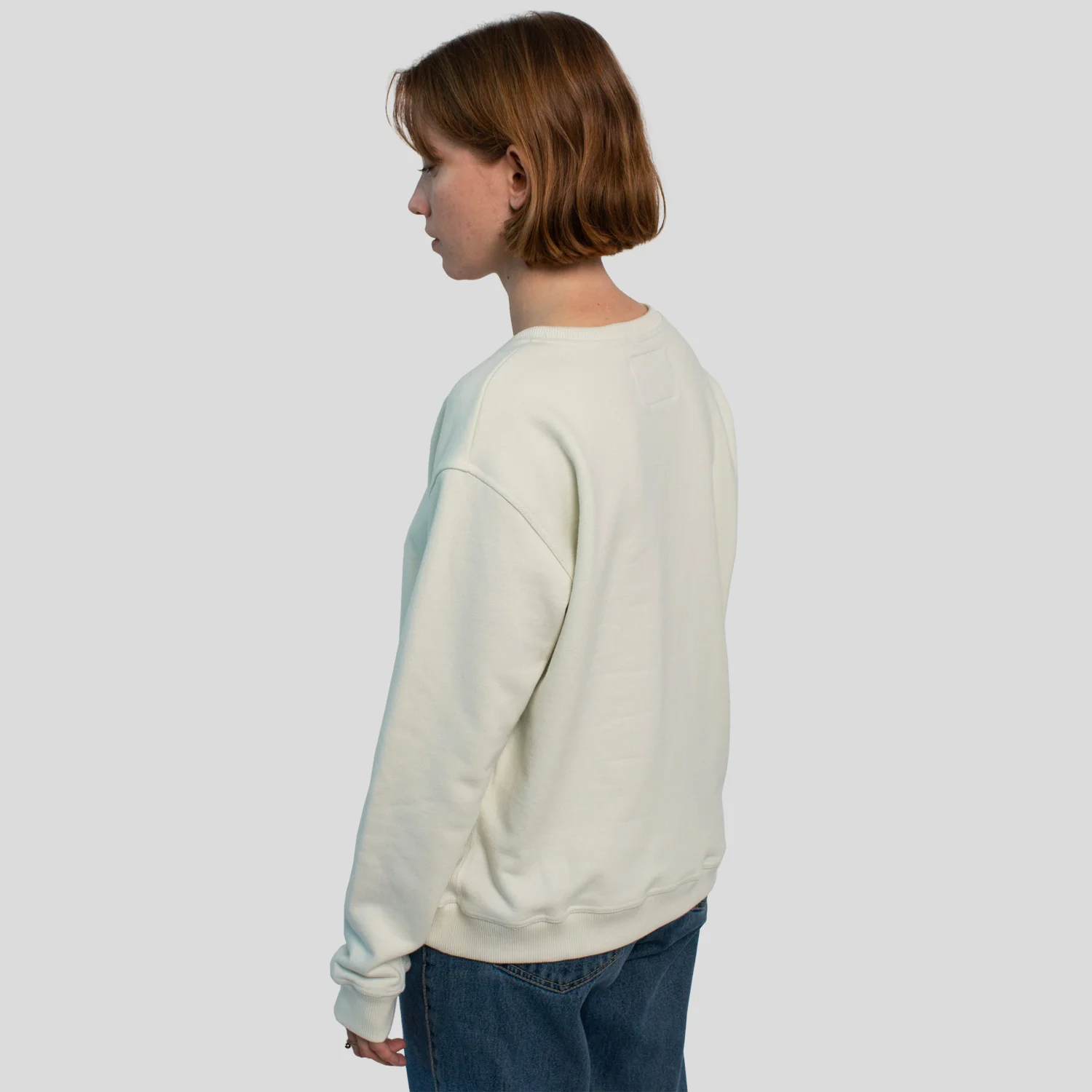 Sweatshirt-boxfit-blanc-back-side.jpg
