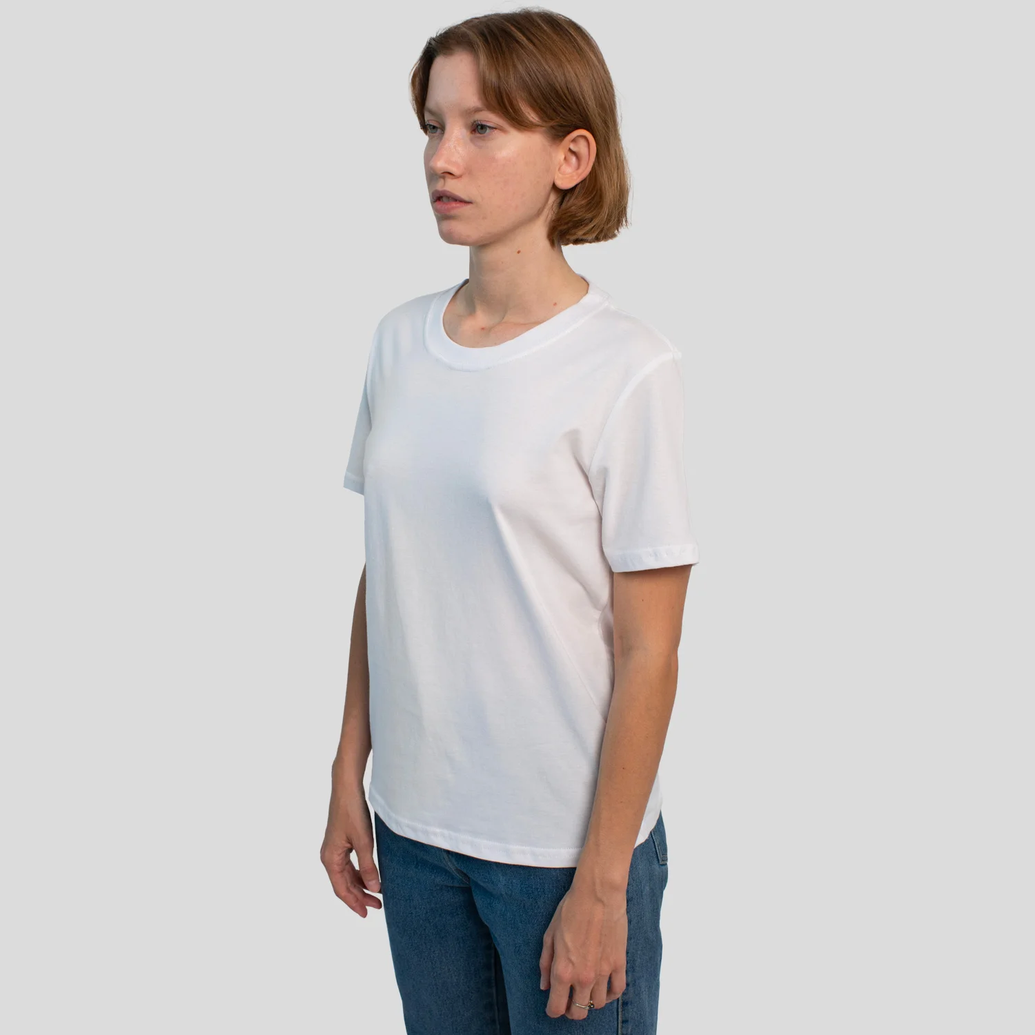 T-shirt-classique-femme-blanc-side.jpg