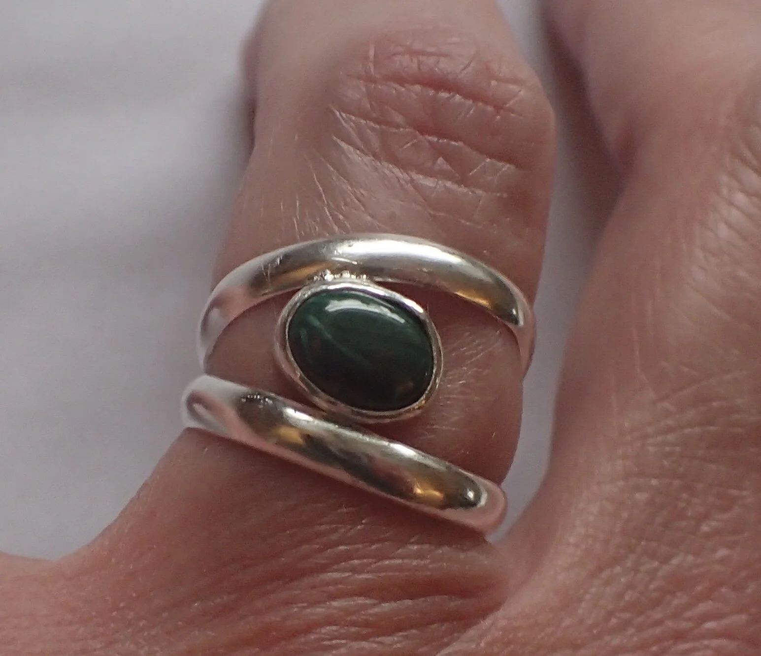 Malachite and Silver, split band ring