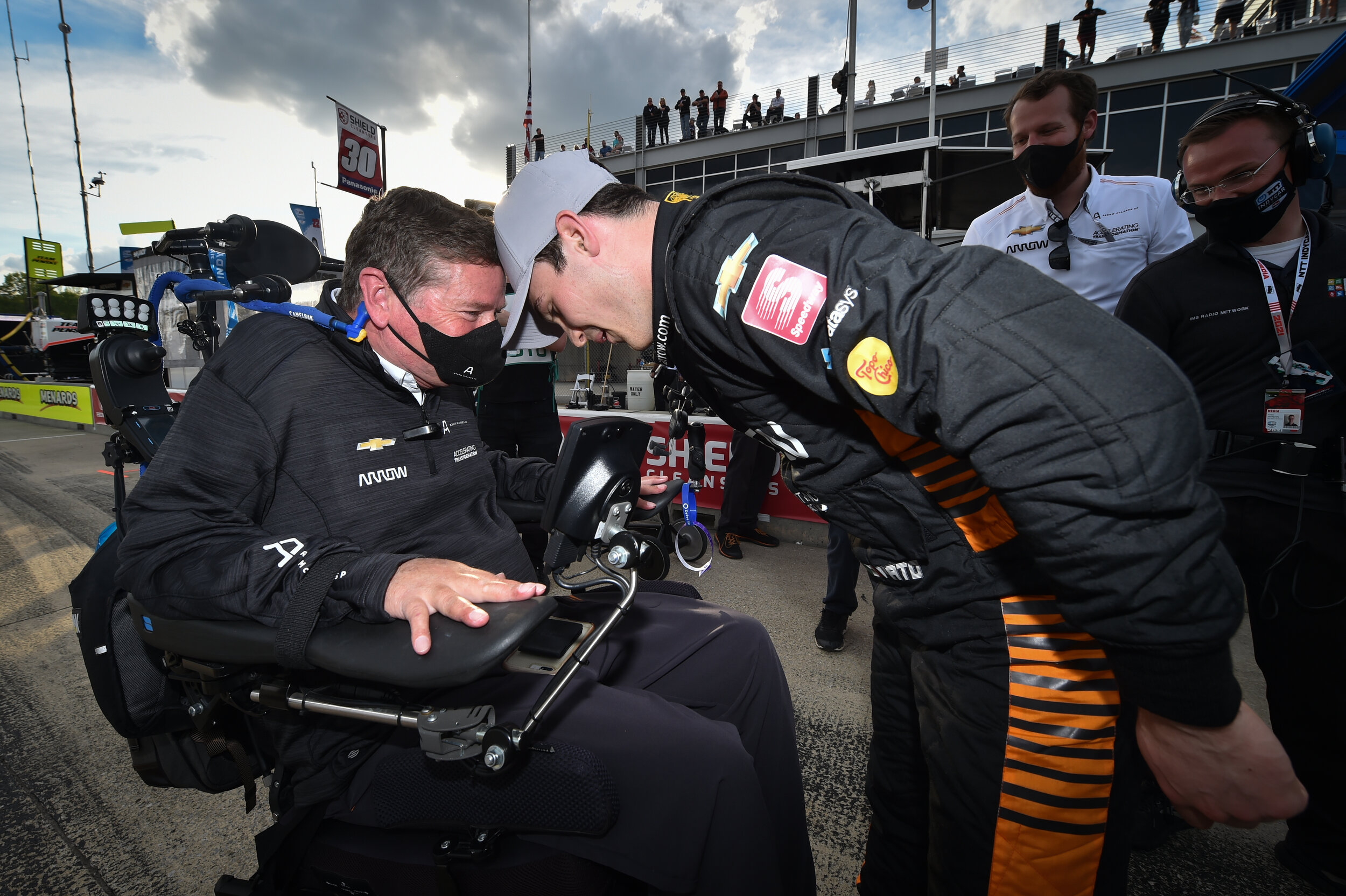  Pato O'Ward shares a moment with team owner Sam Schmidt. 