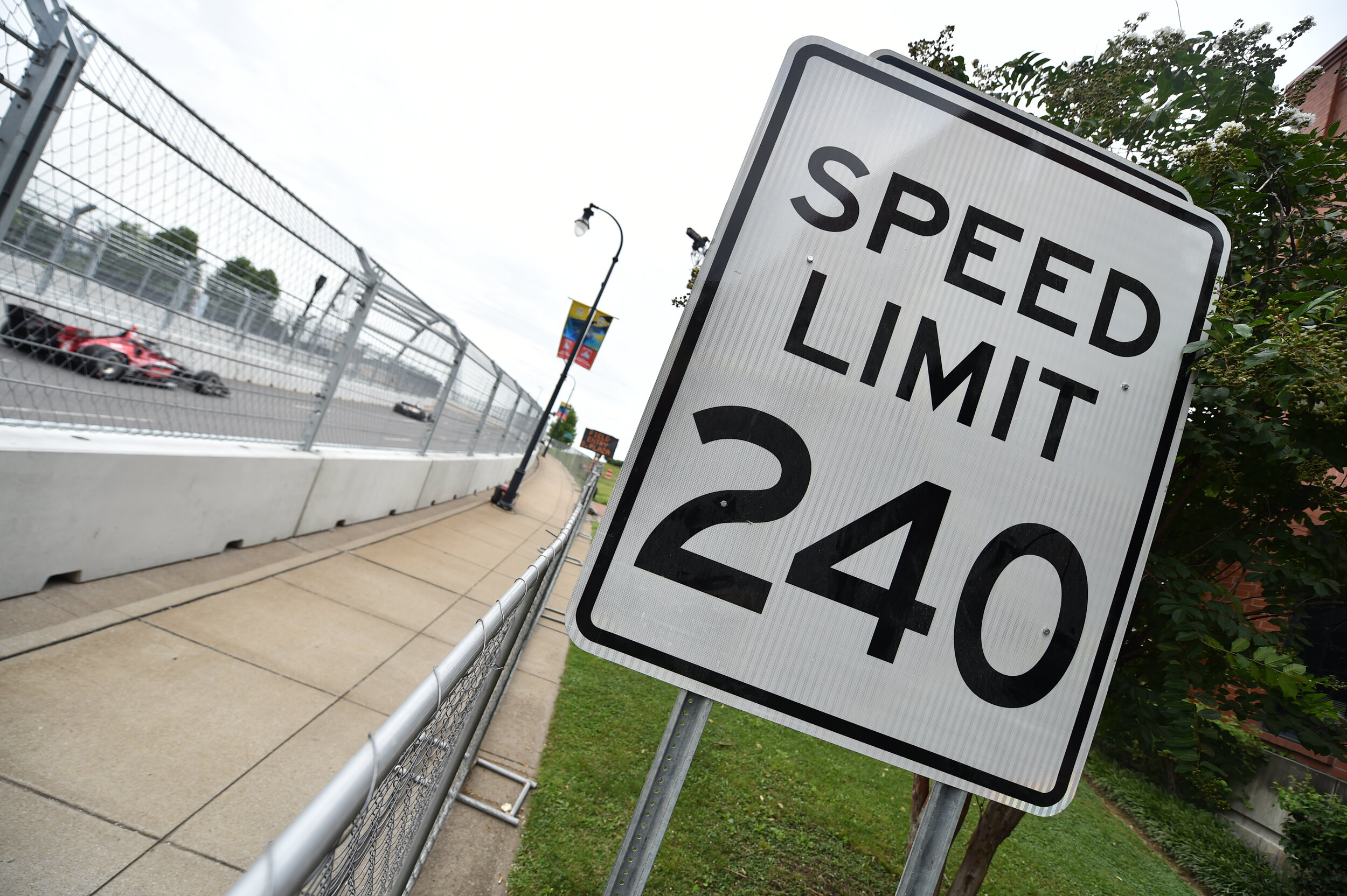 Indycar speed limit 240MPH.