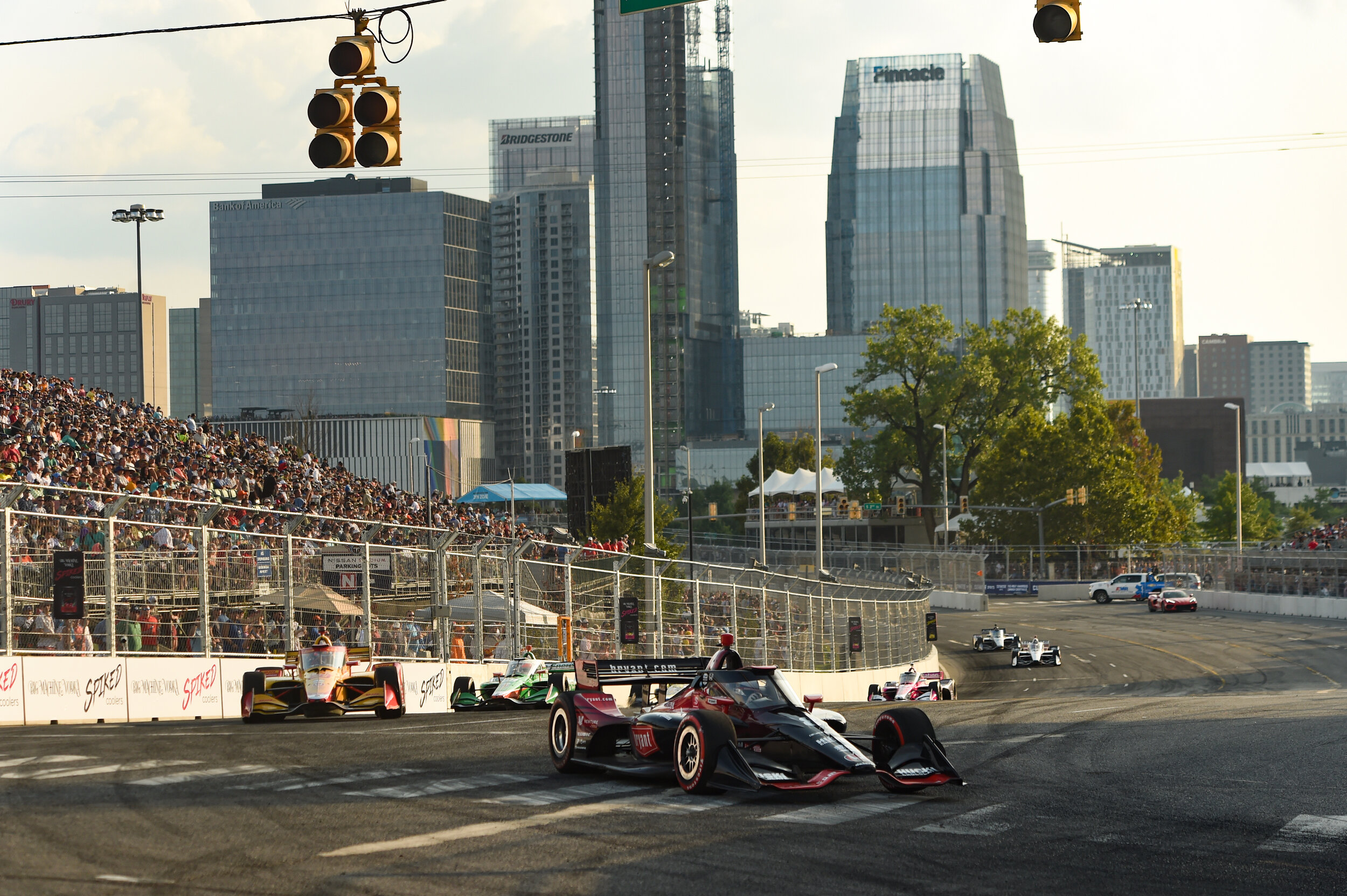 Marcus Ericsson leads the final laps of the Music City GP.