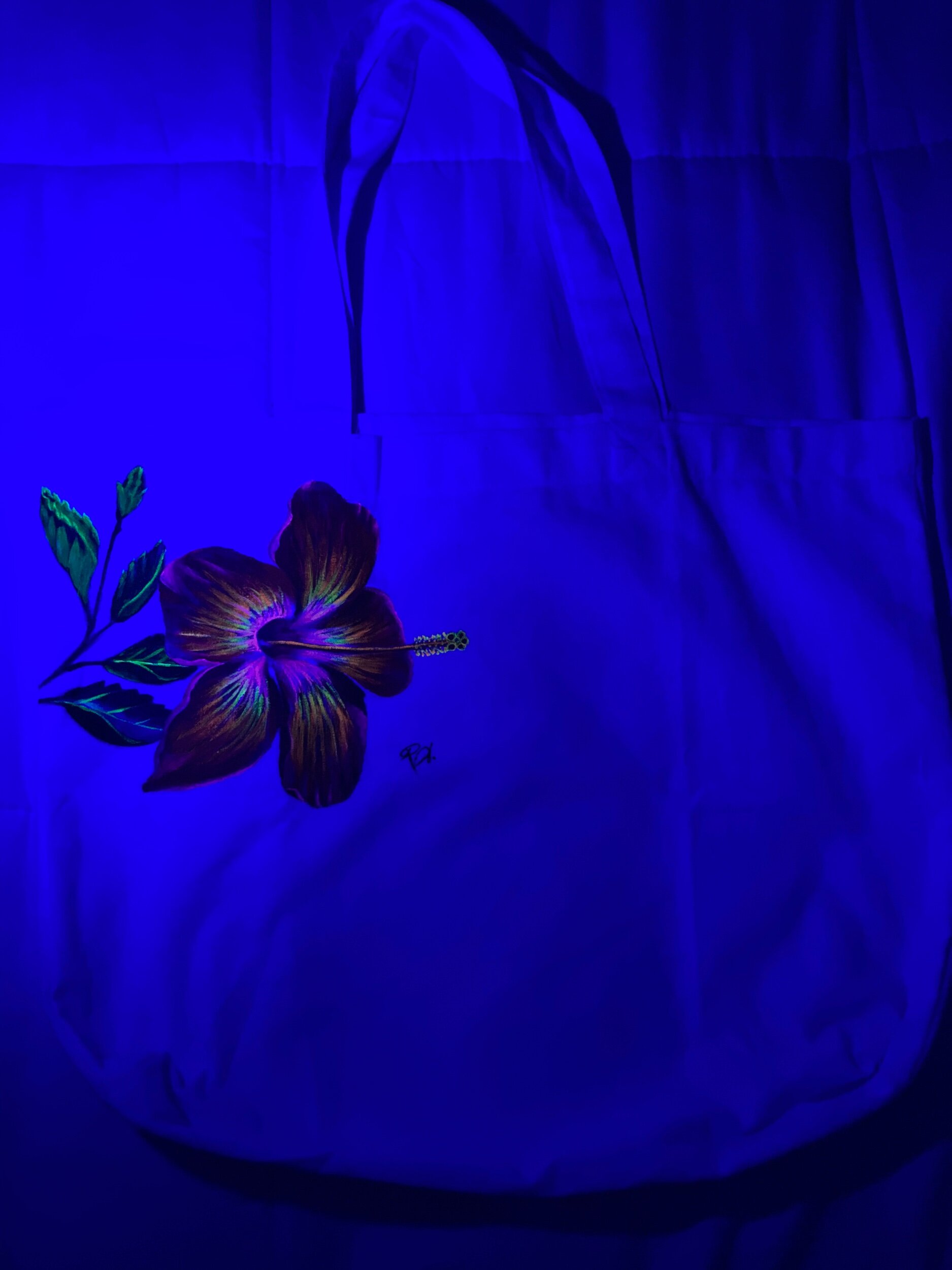 A9096E08-2174-4DF9-A3B1-20EB2477920F