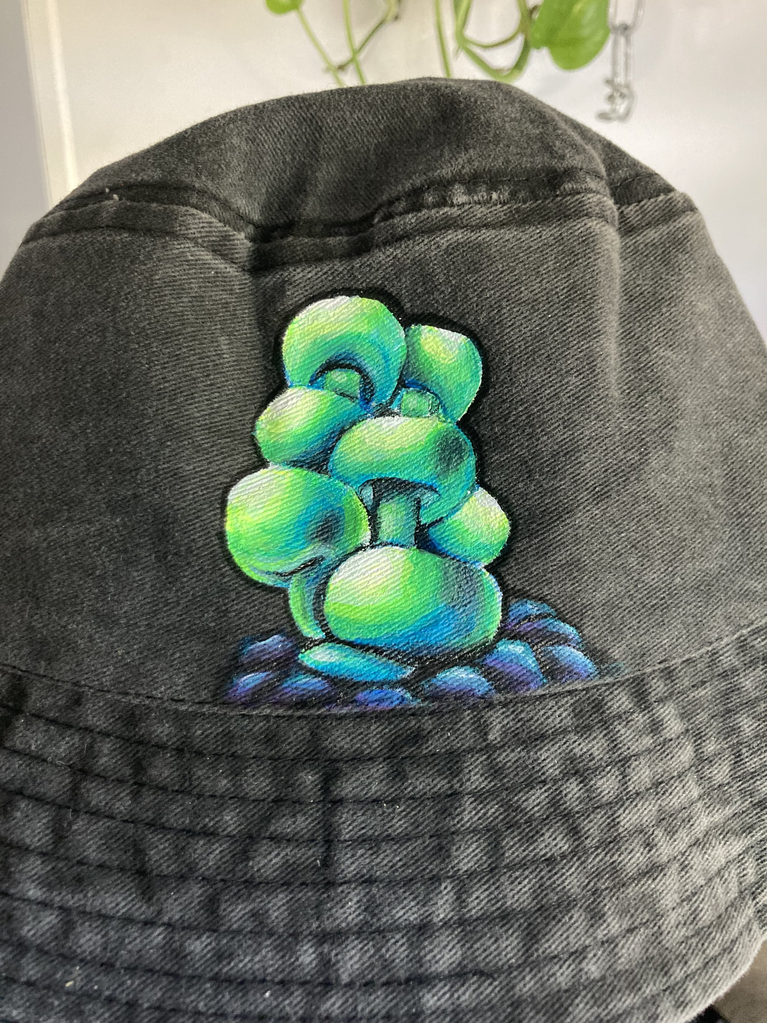 buckethat22.jpg