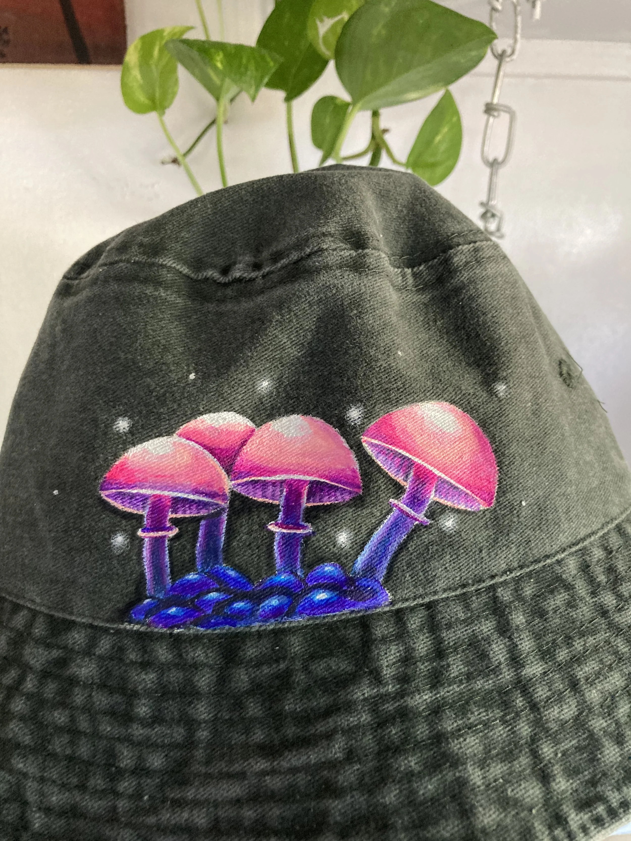 buckethat11.jpg