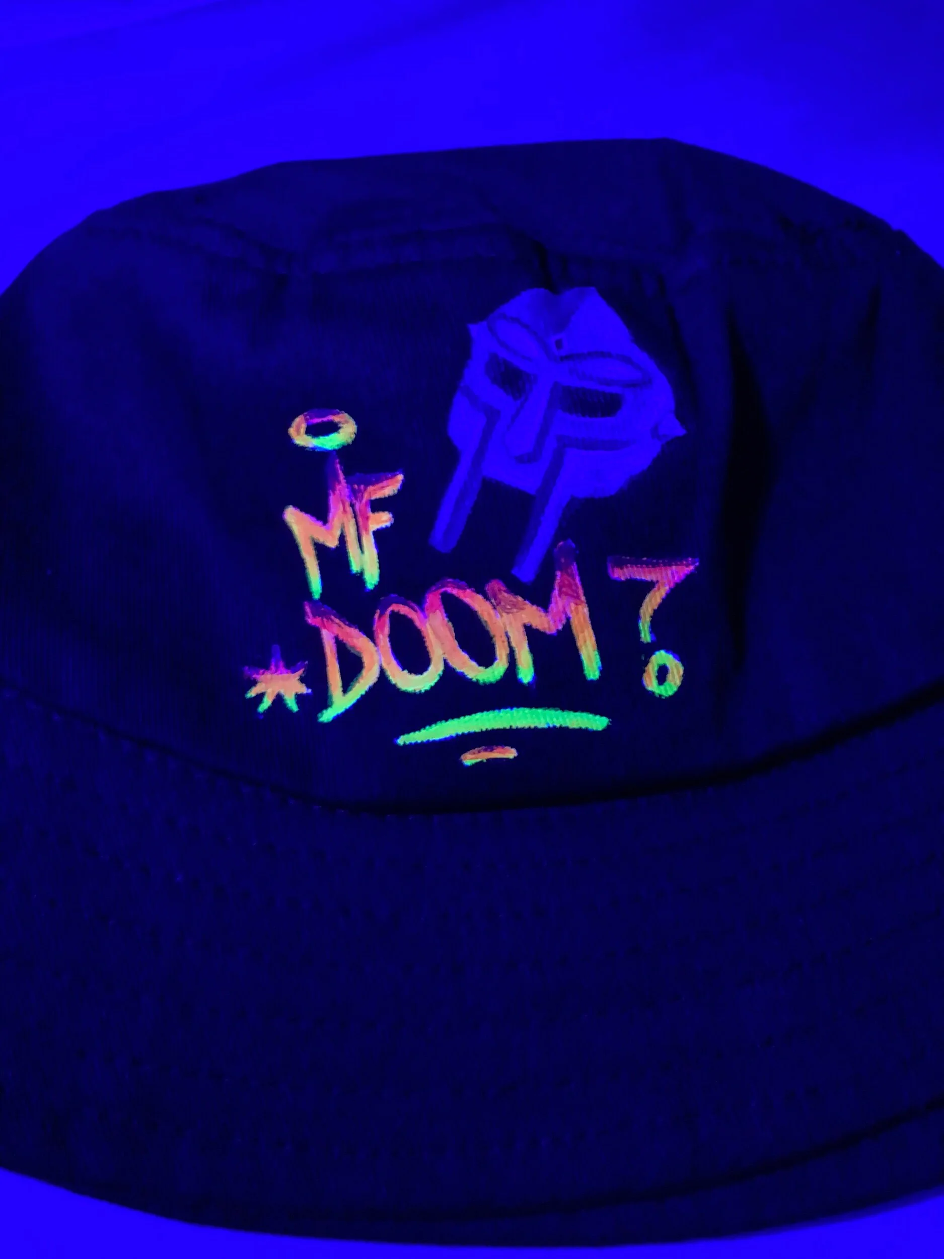 6AEAD034-8158-4A2D-BD07-ADDBFE099E89