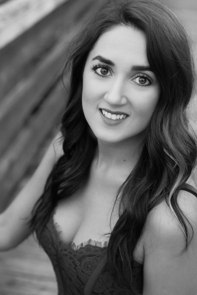 Ana7_B&W.jpg