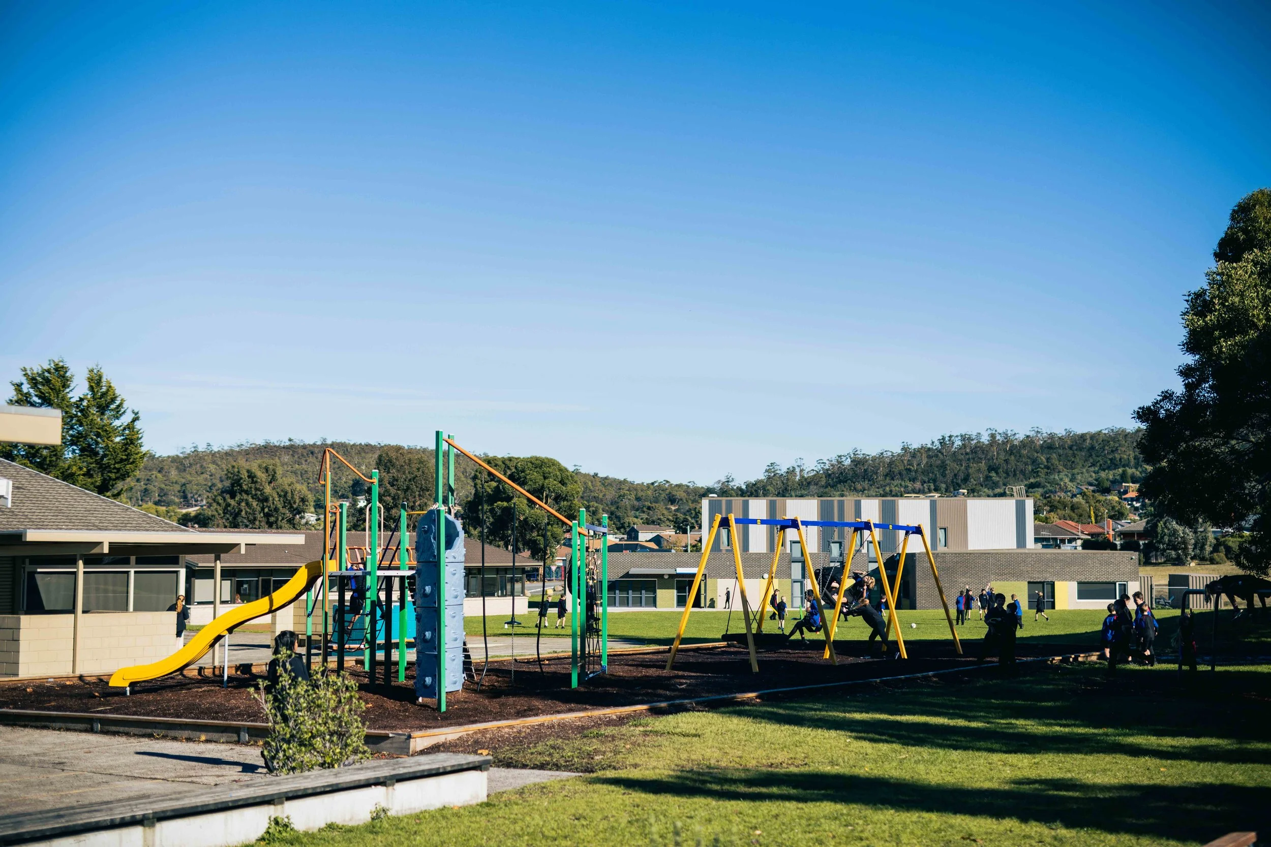 Emmanuel Christian School Reimagine Life's Possibilities