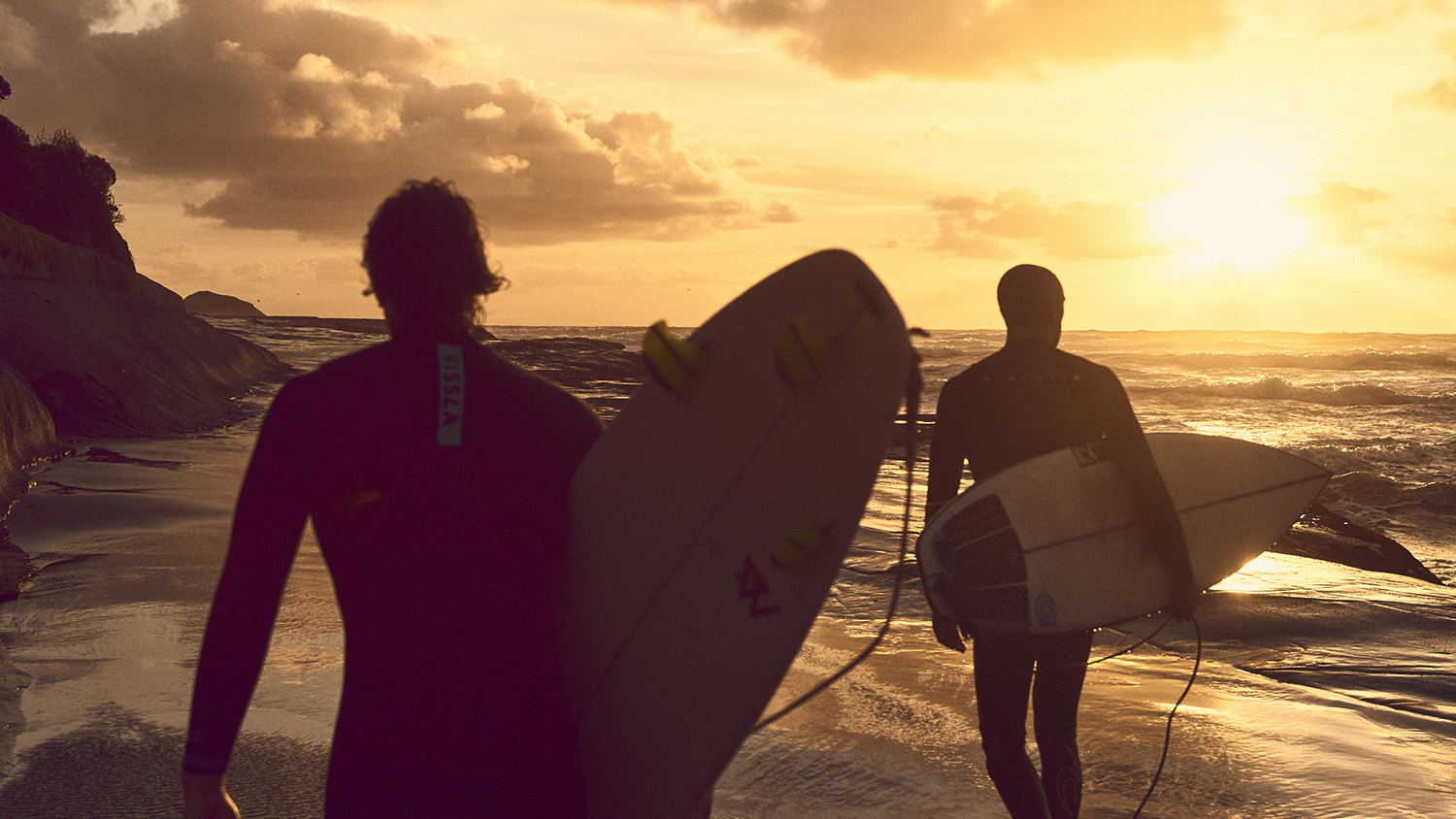 IVDM Photography_adventure_commercial photography_surfers walking towards sunset.jpg