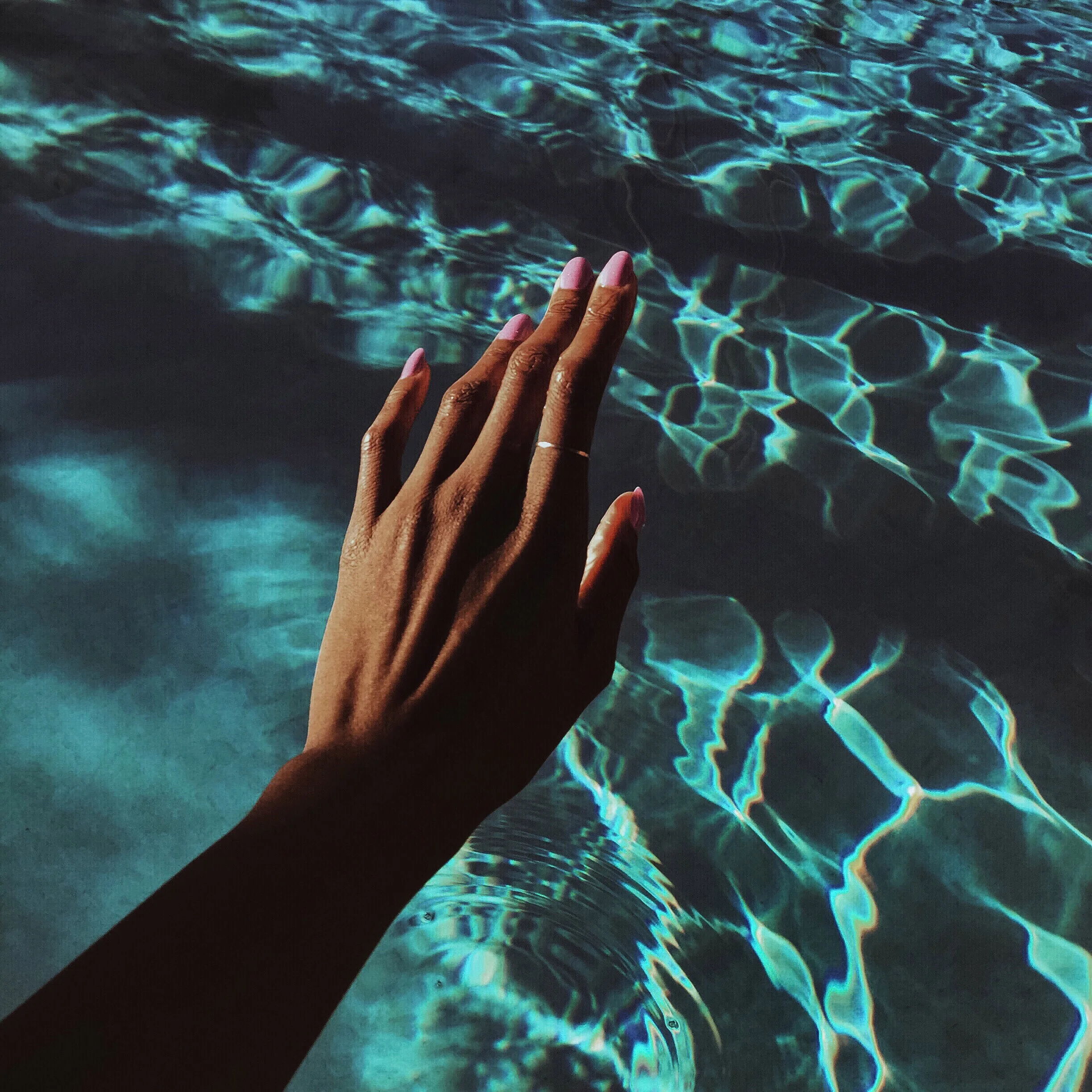 Image via Adrienne Raquel