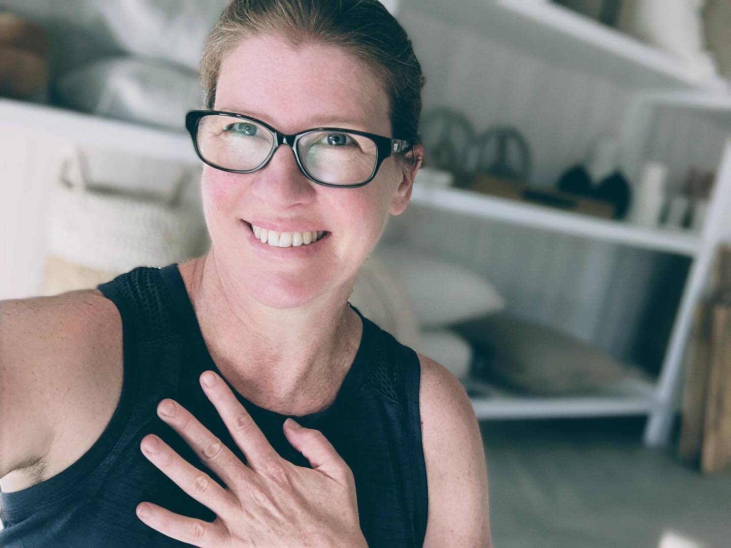 🌻We just adore @bykarendargan at @lotusbayyoga sharing yoga on Mondays 6pm and a bunch of Saturdays 7.30am this spring 🌼 

Lotus Bay Yoga is our community yoga practice hosted by @driftwood_living homewares on the roundabout Anzac Pde in the heart 