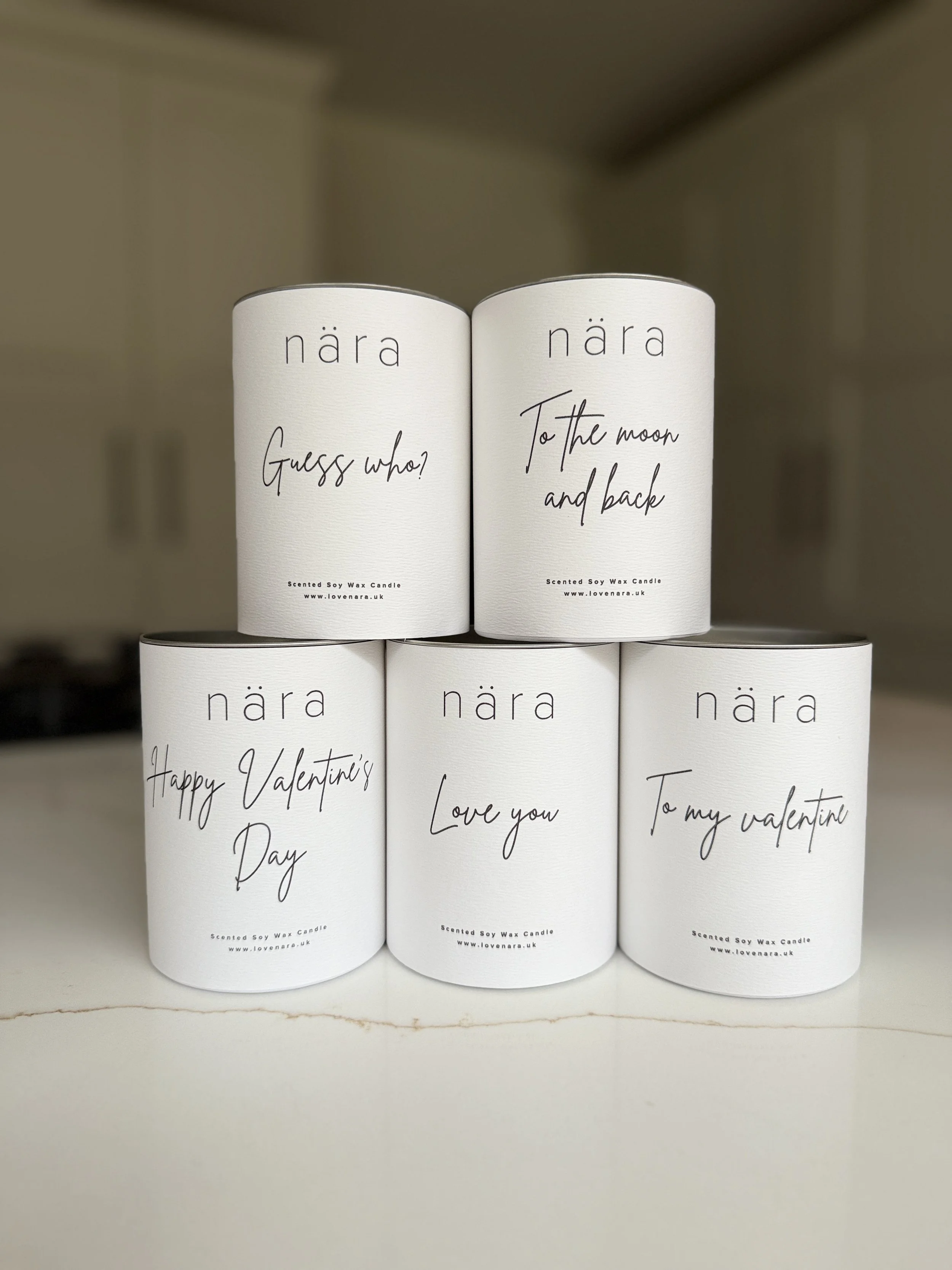 Valentine’s Day soy wax candle by nära in clear glass jar with gift tube packaging