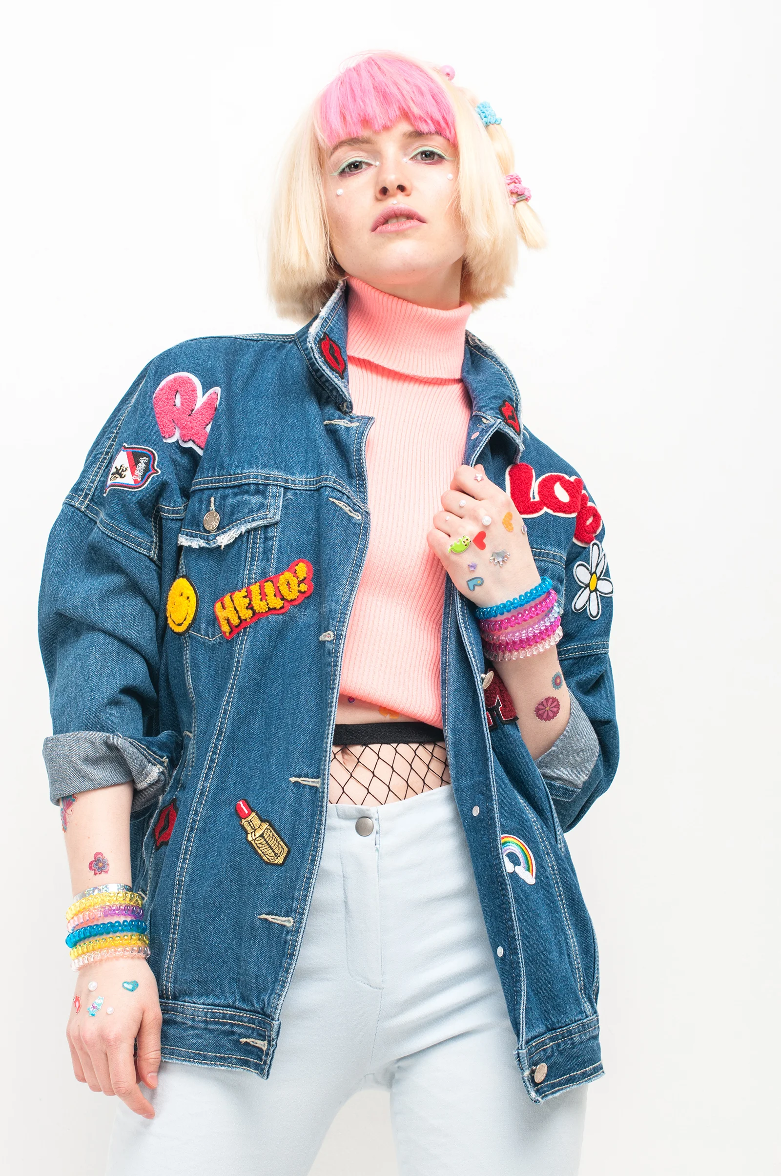 Denim jacket: #LenaGolova Sweater: #LenaGolova Jeans: Monki Tights: Calzedonia