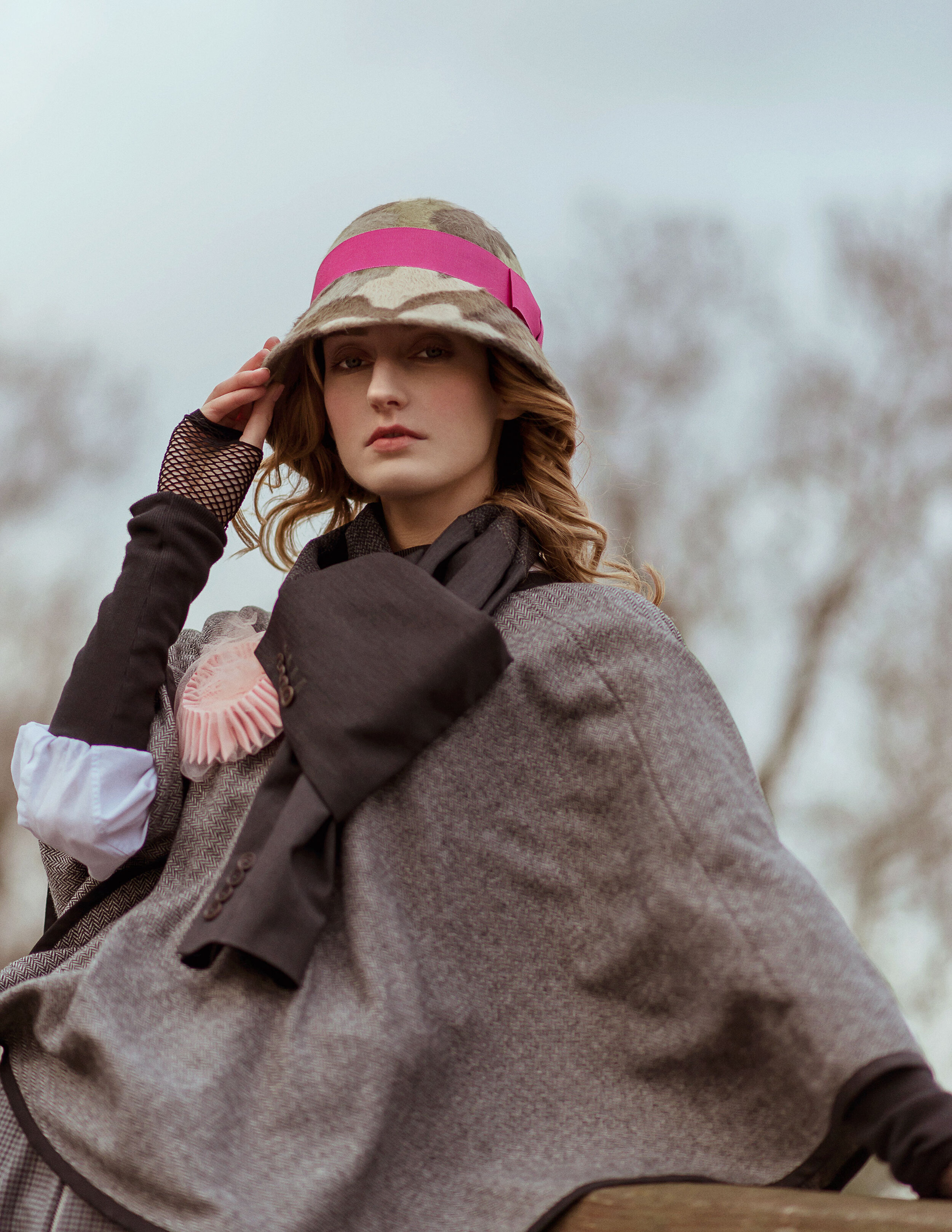  Hat&amp; Brooche: Rafael Peinador White shirt, Jacket, Pant, Scarf: David A Mumford Boots: Massimo Dutti Gloves: Claire’s 