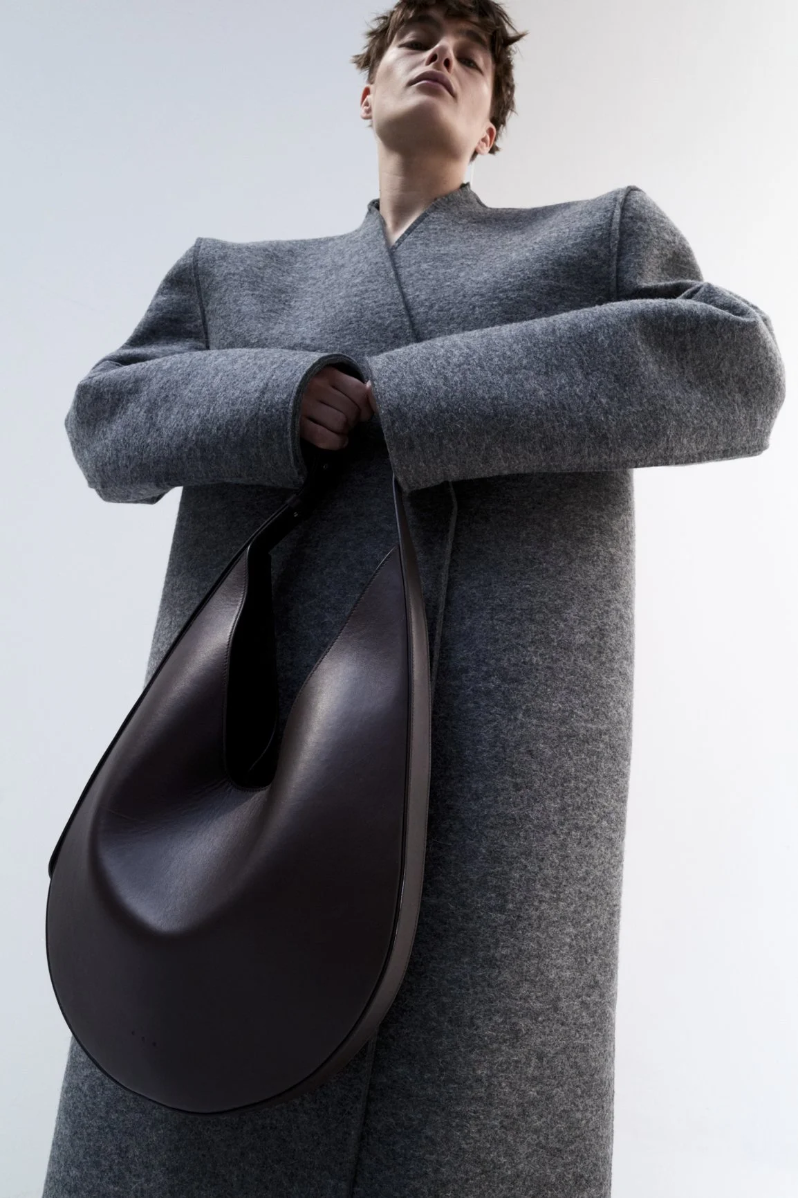 Aesther Ekme SS26: The Demi Lune Cloud and the Poetry of Soft Structure