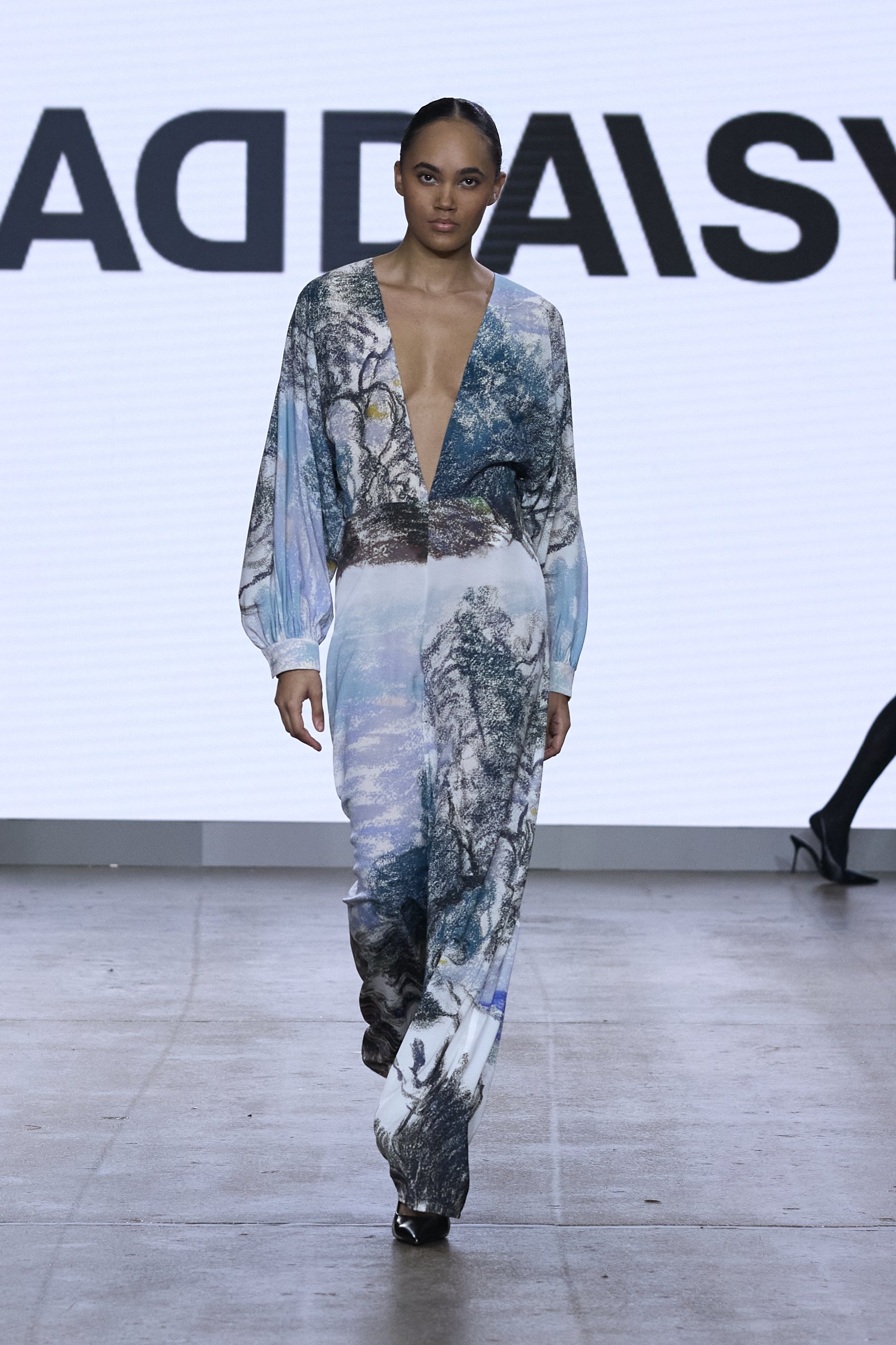 Mad Daisy_Show_Looks_002 .JPG