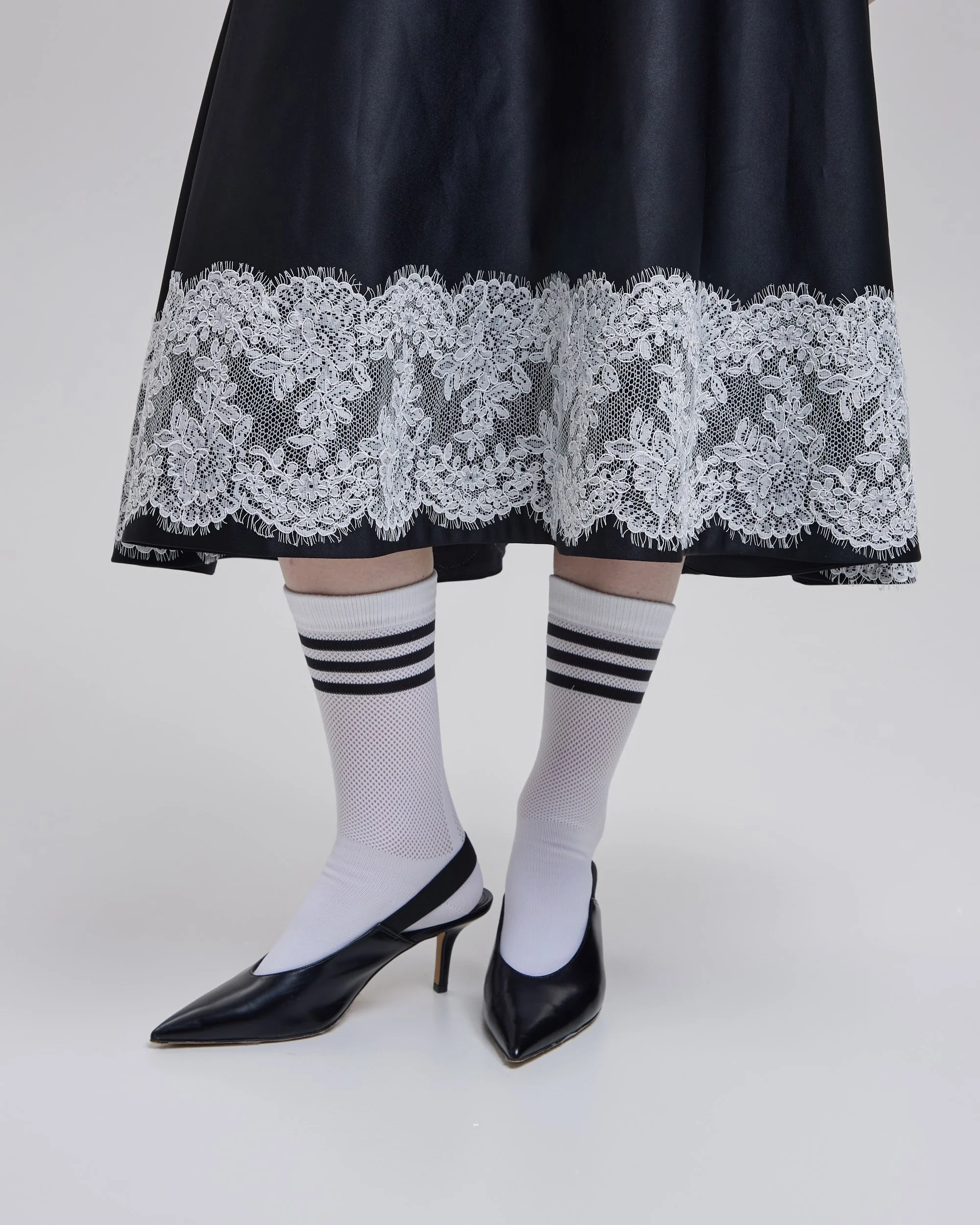 Cylia dress close up 3.jpg