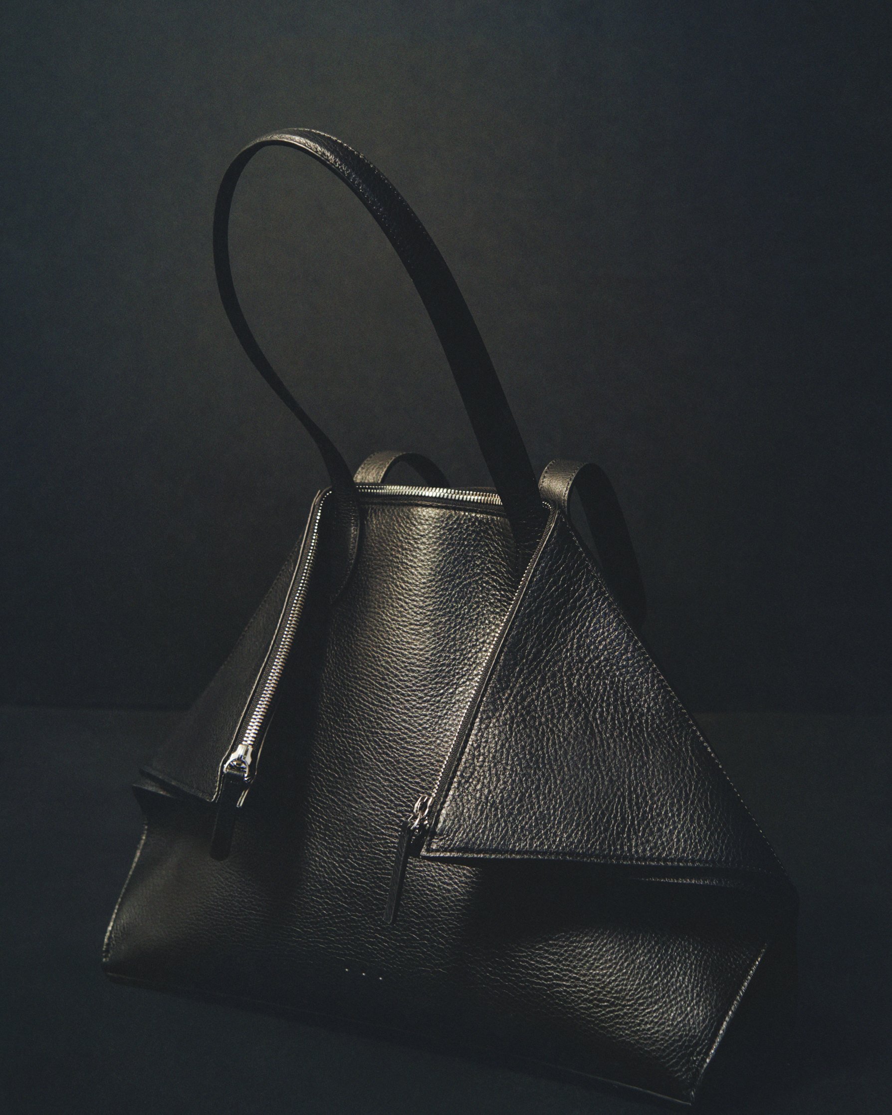 Copy of VIC_AE_FW26_00200_STILL LIFE_0002_R1.jpg