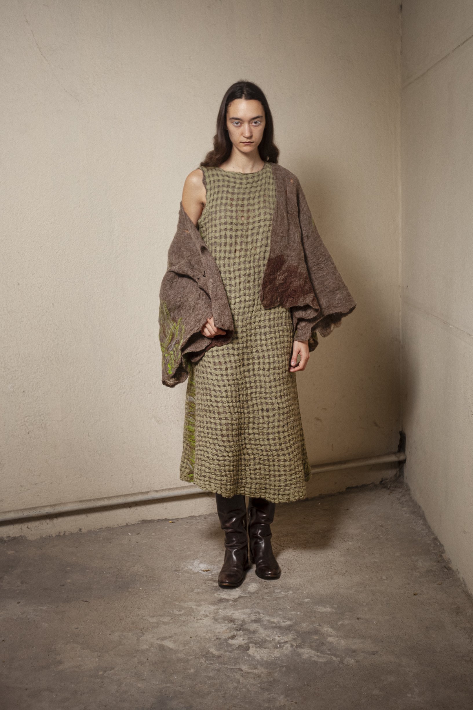 PAPIS_ENOLA_INHABITANTS_KYLEE_LOOKBOOK5.jpg