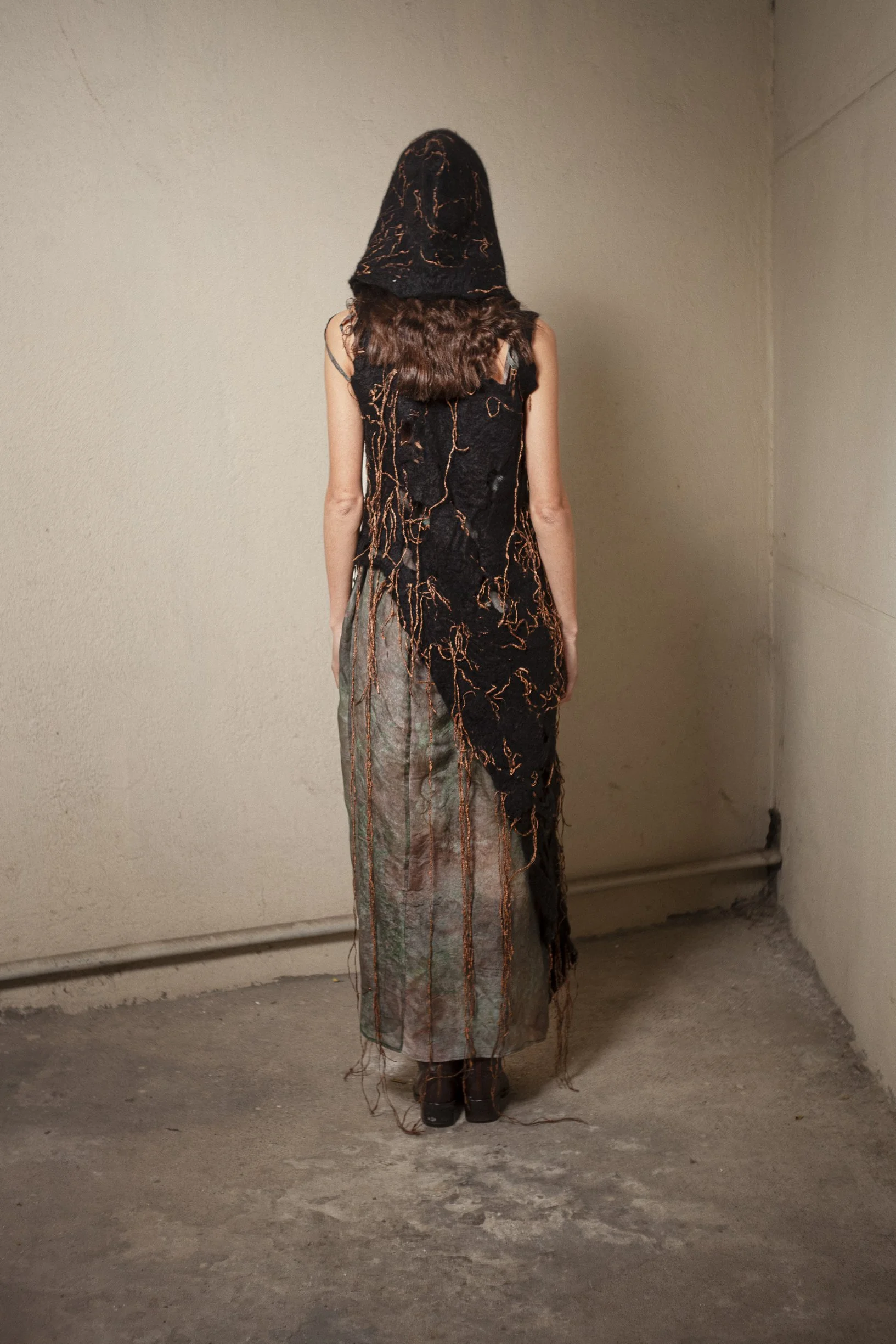 PAPIS_ENOLA_INHABITANTS_KYLEE_LOOKBOOK12.jpg