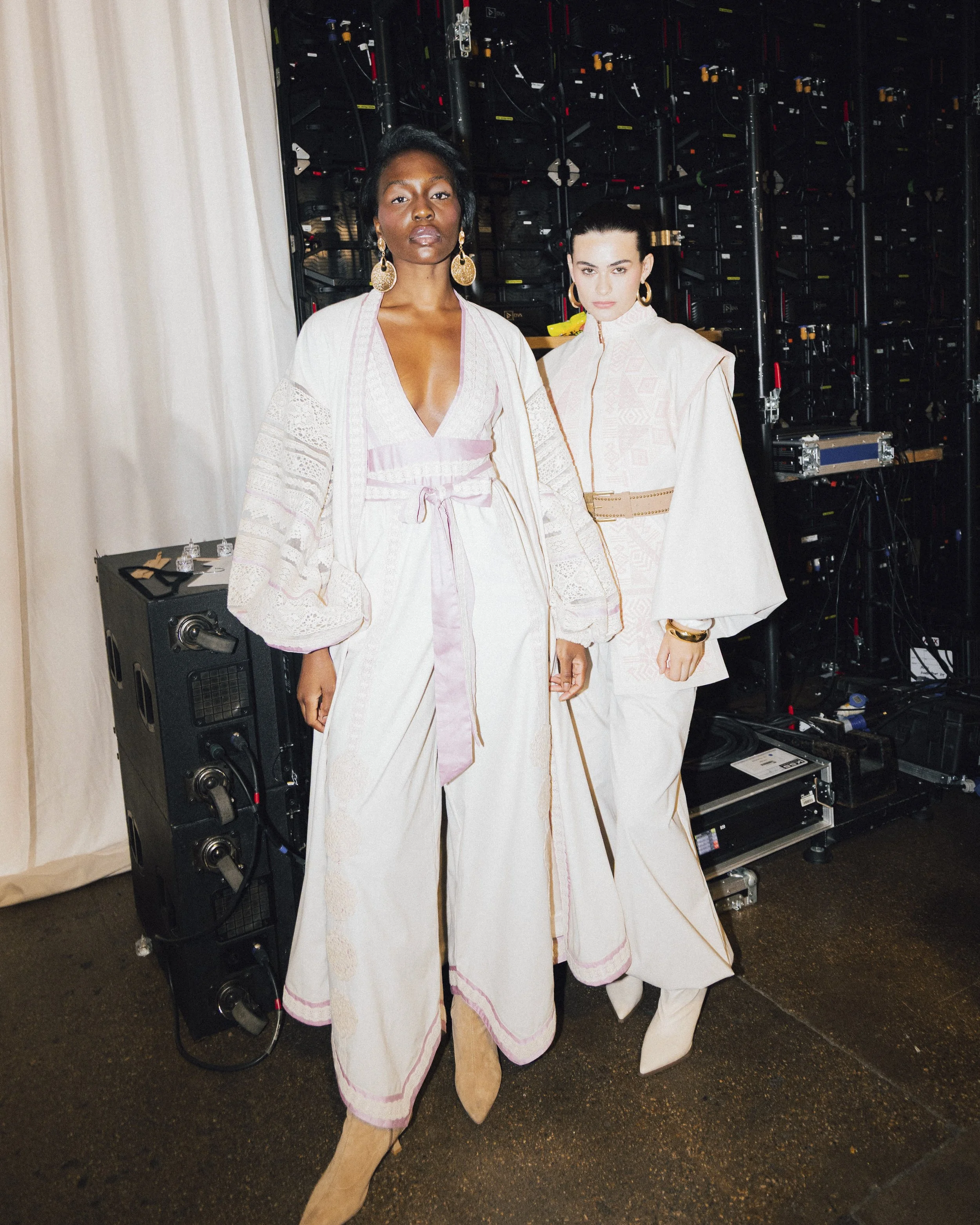@EIAHOPKINSON_OTW3_BACKSTAGE-32.jpg