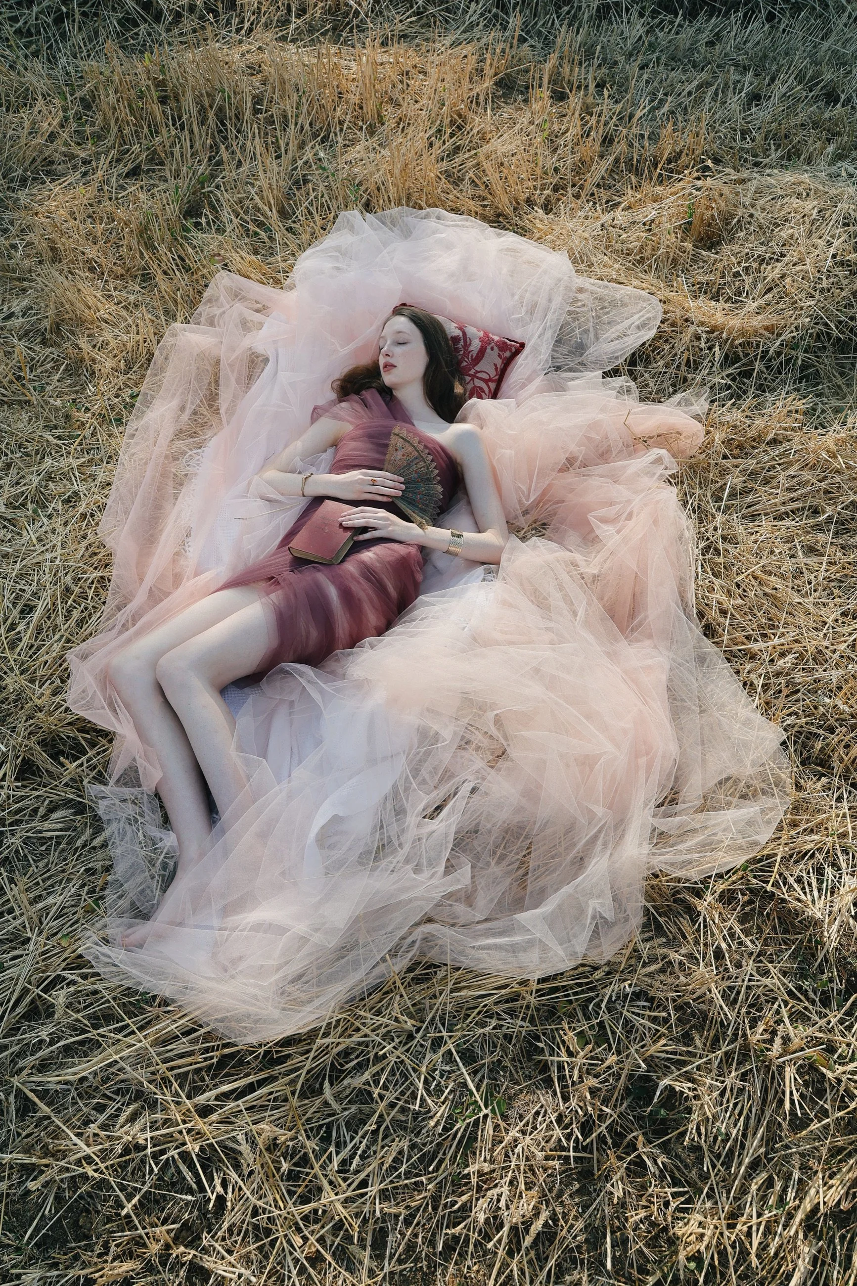 FIELDS OF SILENCE fashion editorial, Piedmont landscape and quiet fashion portraiture, image 1