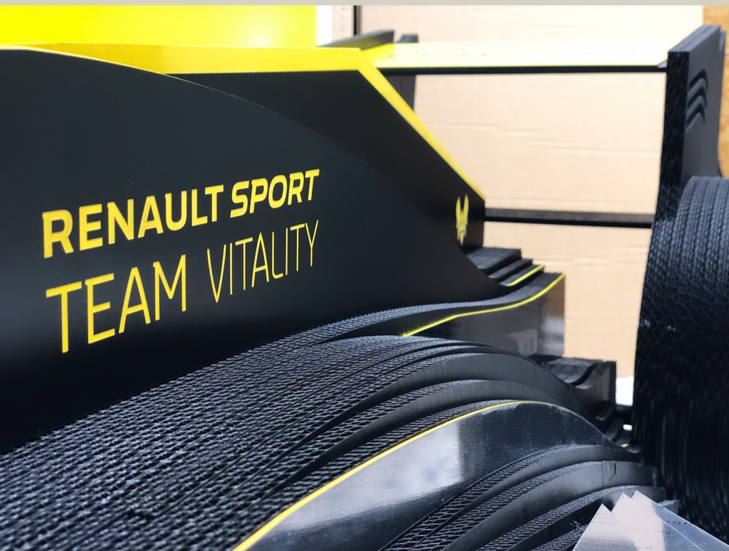  Réalisation d’un cosplay pour la Paris Games Week 2018 pour la team VITALITY de Renault sport - en collaboration avec l’équipe We Are Social 