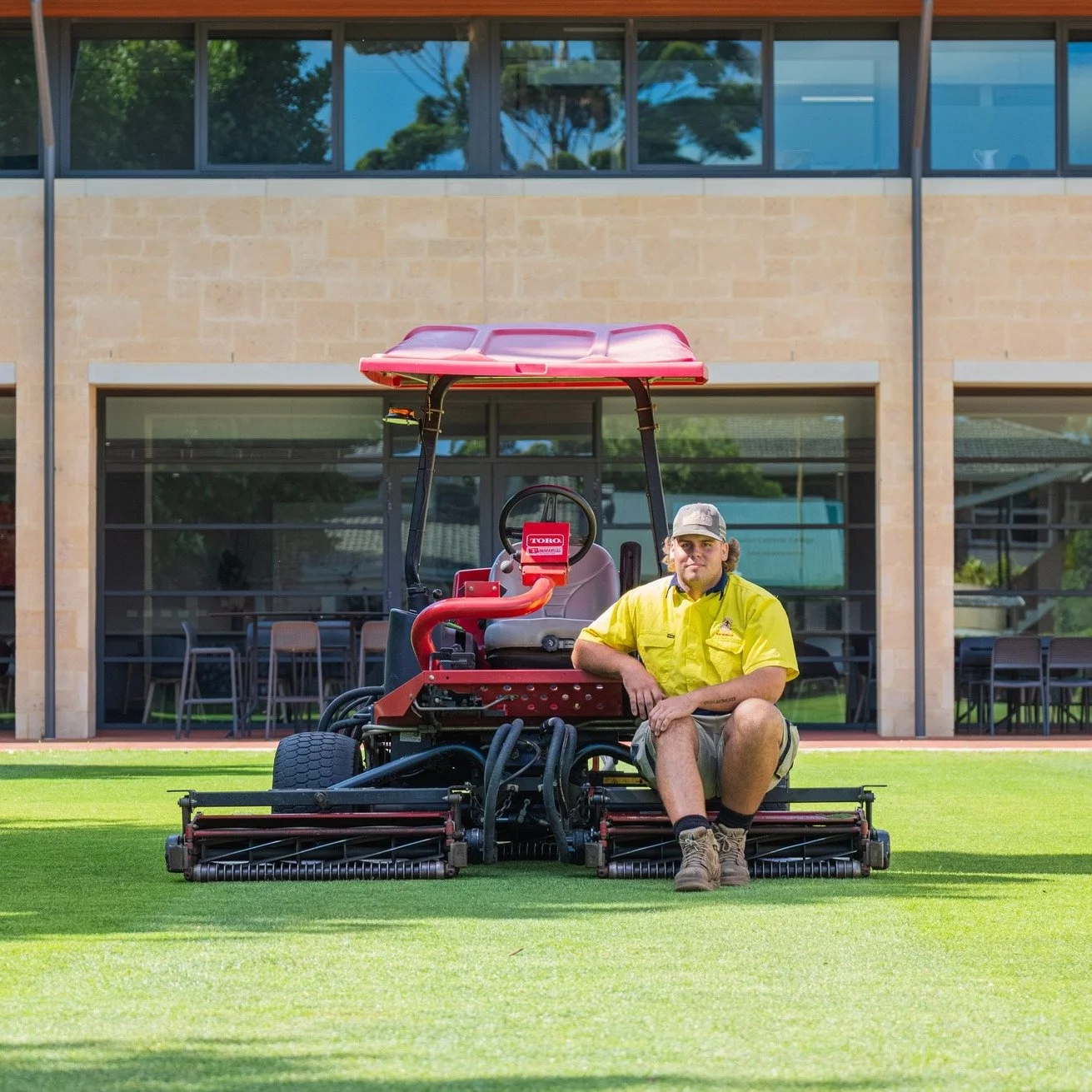 Congratulations to Ethan Gittos (@eg_on_turf) &mdash; Sports Turf Apprentice of the Year Nominee! 

We&rsquo;re super proud of Ethan, whose attention to detail helps keep Seton looking its best. Our stunning front lawn &mdash; often complimented by v