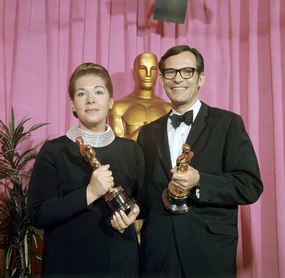 Marily Bergman (L) &amp; Alan Bergman (R)