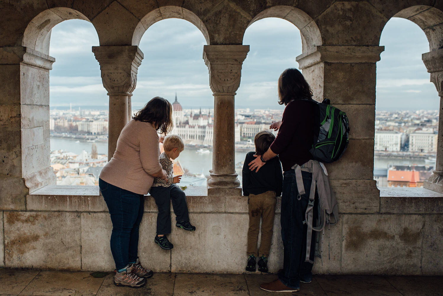 Abhishek-Vijay-Budapest-Family-Photographer-80.jpg