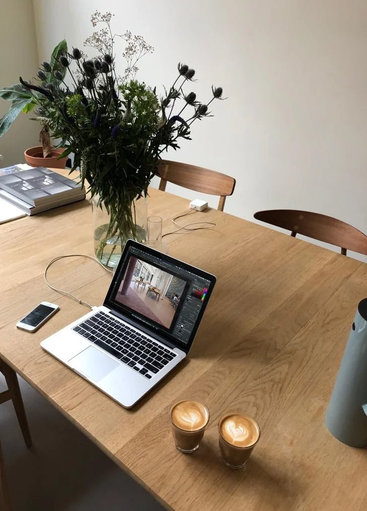 Would you like to meet, just to see if a collaboration would fit? Sounds great to me. Best is to meet at location, but it’s also an option in my studio in Amsterdam. This moment will take 1 till 1,5 hours, will be without interior advice and free of costs. Look forward to meet you.