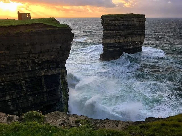 Downpatrick Head a majestic and historal site in co. Mayo🍀
&bull;
&bull;
&bull;
&bull;
&bull;
&bull;
&bull;
&bull;
&bull;
&bull;
&bull;
&bull;
&bull;
&bull;
&bull;
&bull;
&bull;
&bull;
&bull;
#mayo #connacht #westcoast #downpatrick #downpatrickhead 