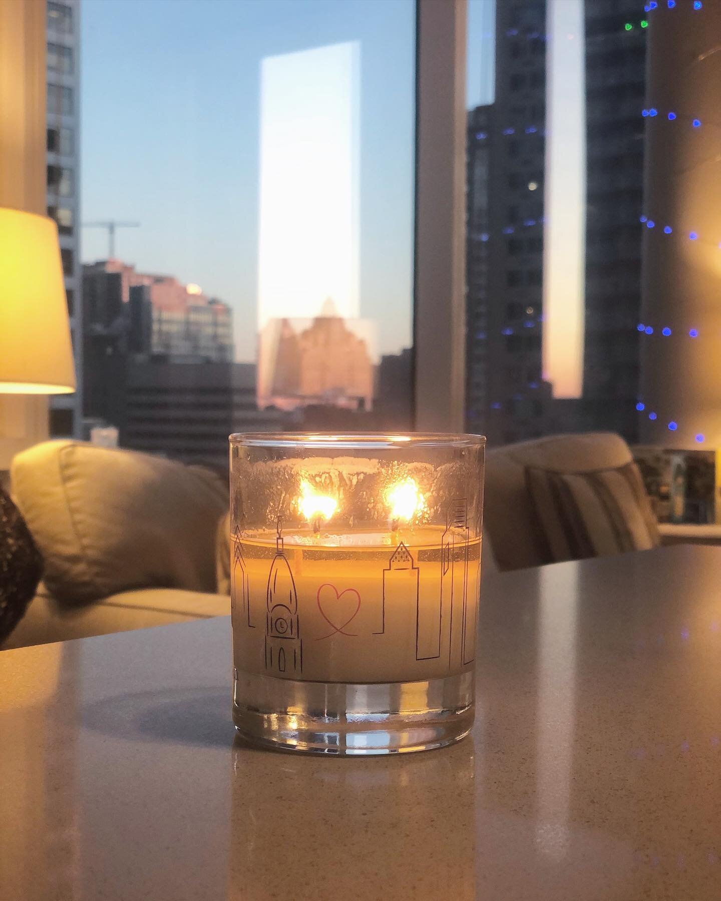 Clean burn captured by @scotterosen

.
.
.
.
.
.
.
.
.
#rosenandco #thephillycandlemaker #shopsmall #candles #philadelphia #philly #candlemaking #handmade #handpoured #artisan #scented #soywax #soywaxcandle #instagood #instamood #photography #smallbu