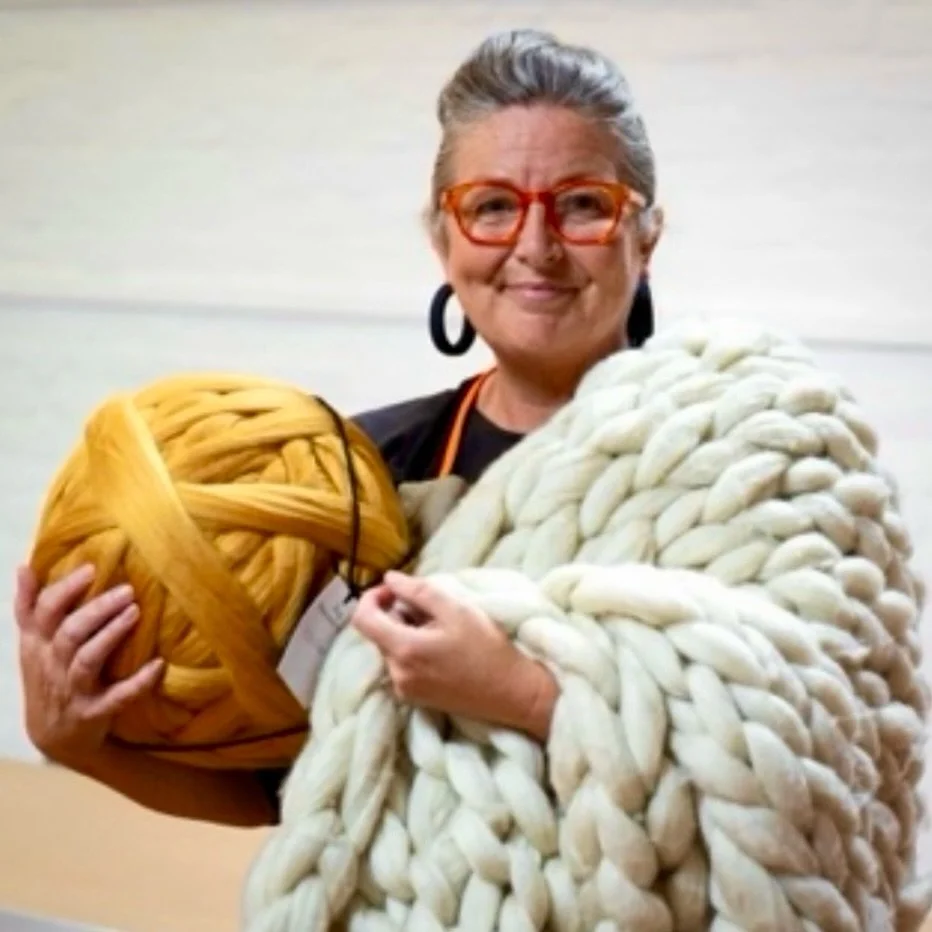 🏁Get Ready for a Month packed with Creativity, Colour & Connection!
🧶Kick starting with WORKSHOPS at the Knit + Stitch Show at Alexandra Palace from 9th – 12th October! 
⭐️As the UK’s largest craft show, @knitandstitchshows it&rsq