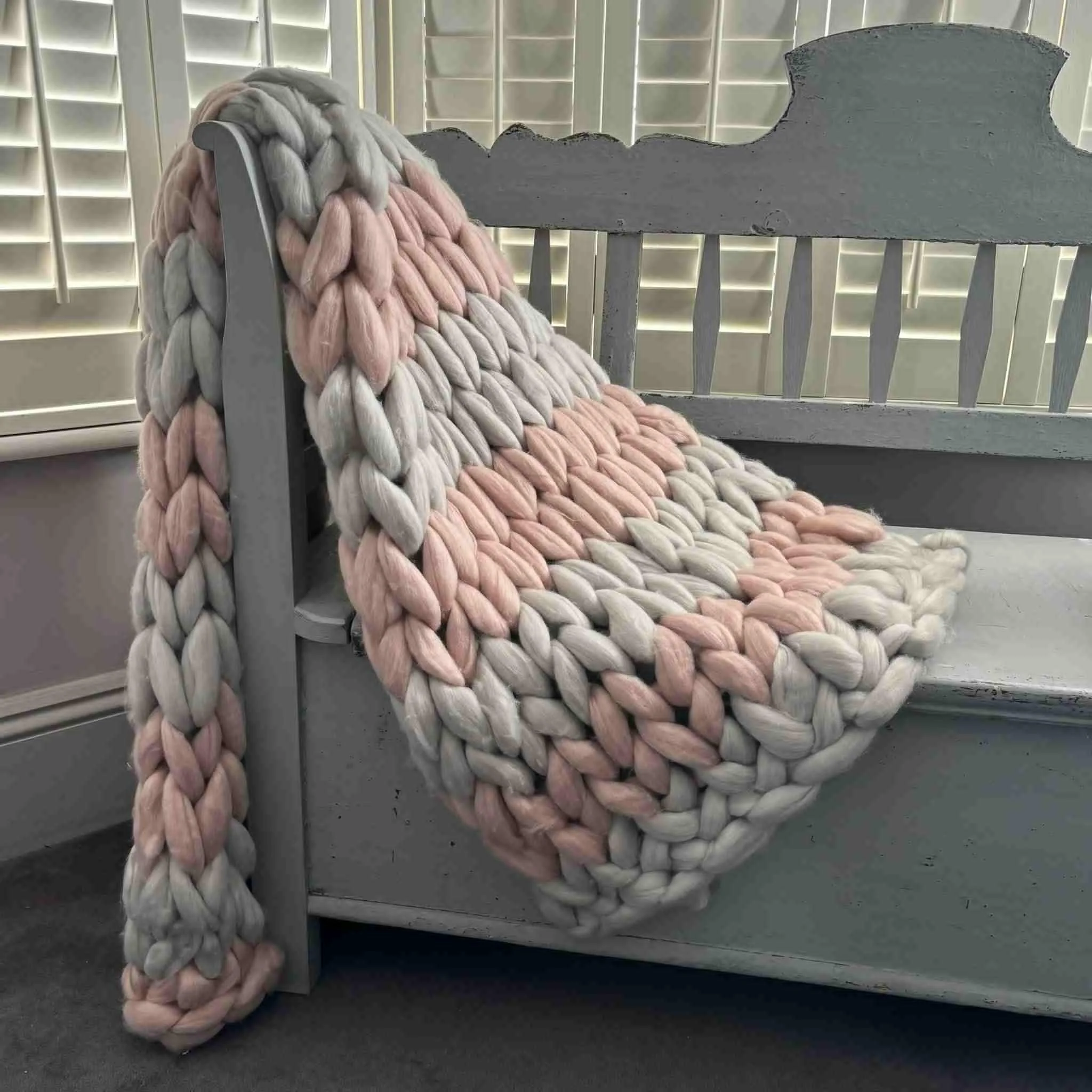 Arm Knit Blanket Kit Stripe.jpg