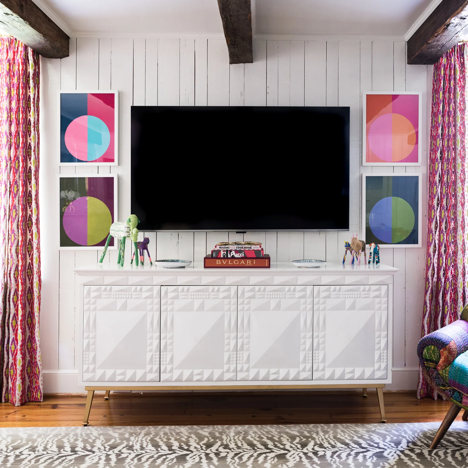 Design: Holly Hollingsworth Phillips - The English Room Photo Credit: Erin Comerford Photography