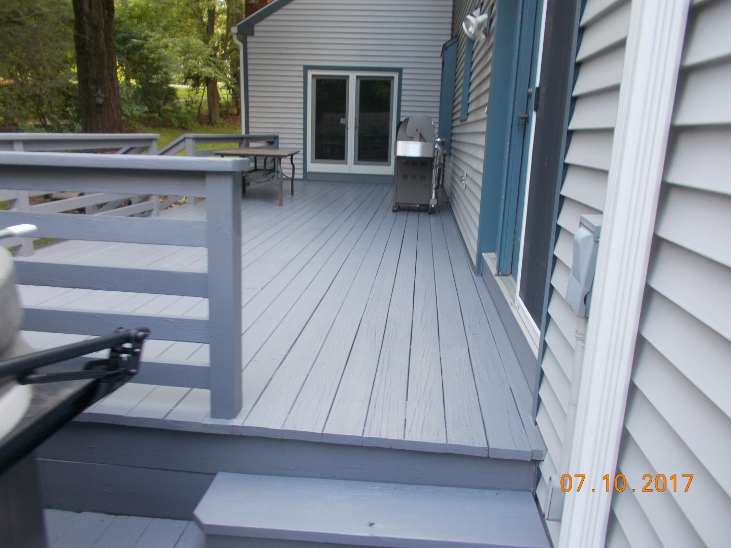 Middlebury Deck Paint-After (3).JPG