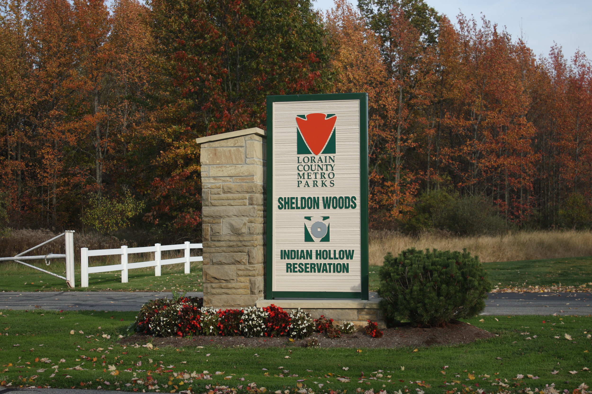 Entrance to Sheldon Woods