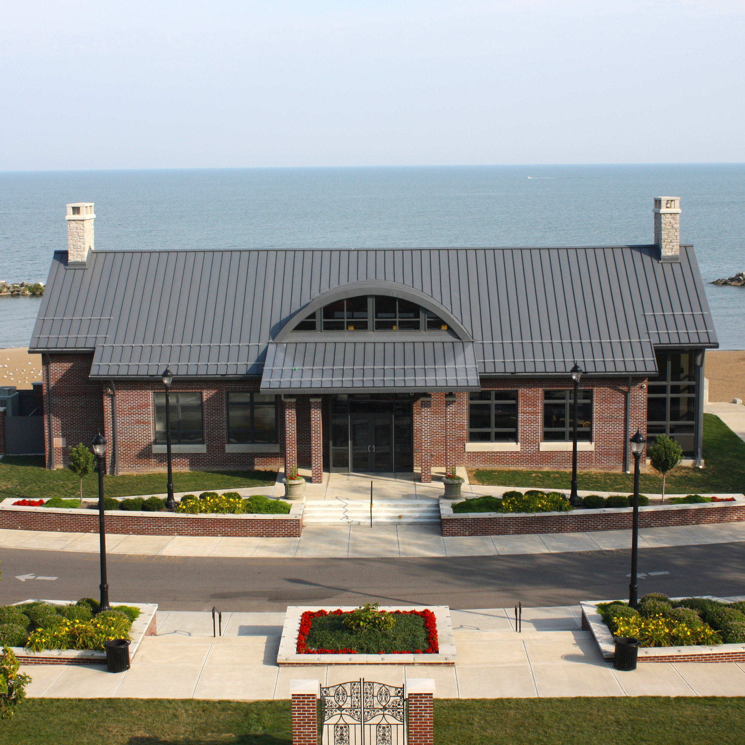 Exterior of Sunset Terrace at Lakeview