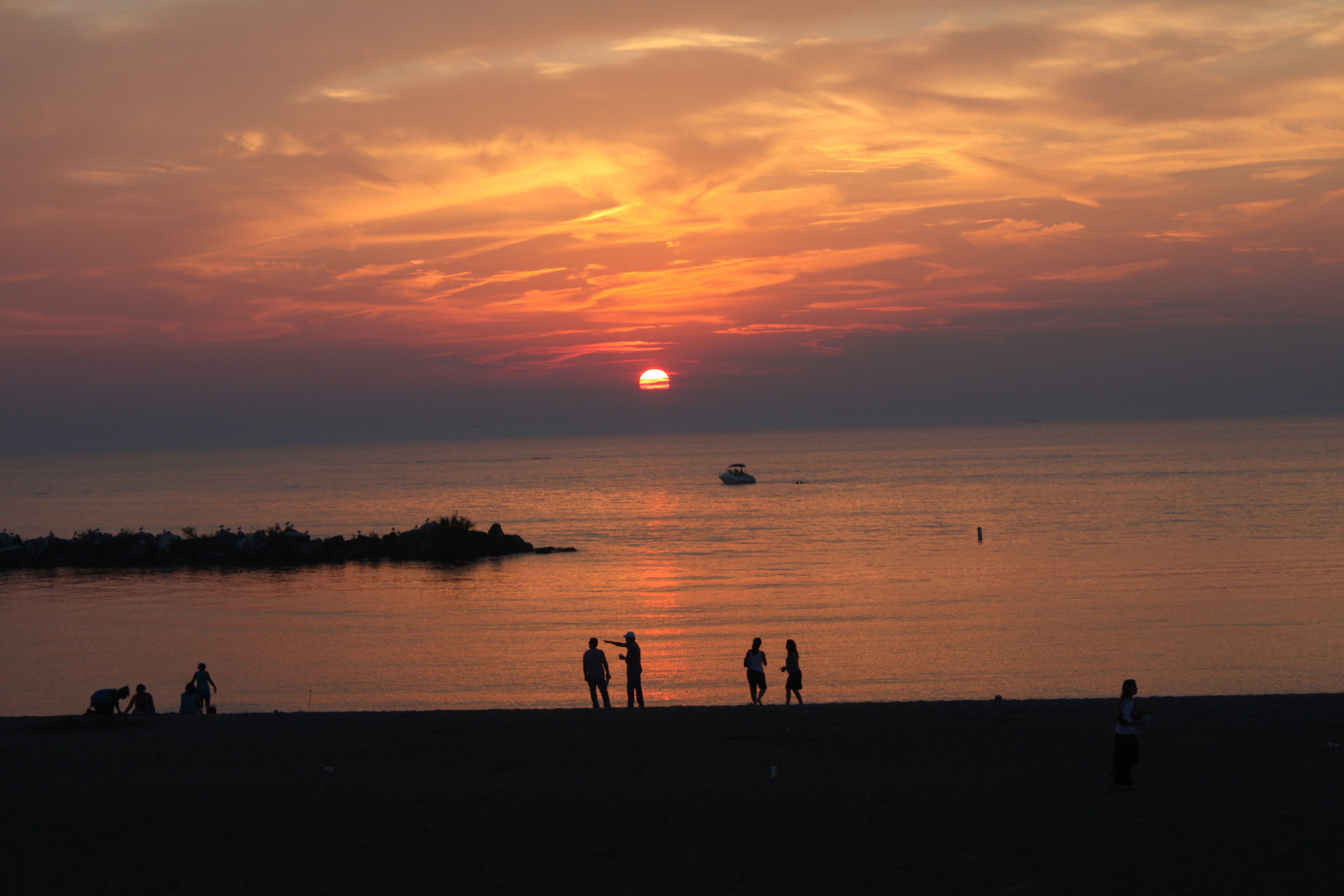 Sunset at Lakeview Park