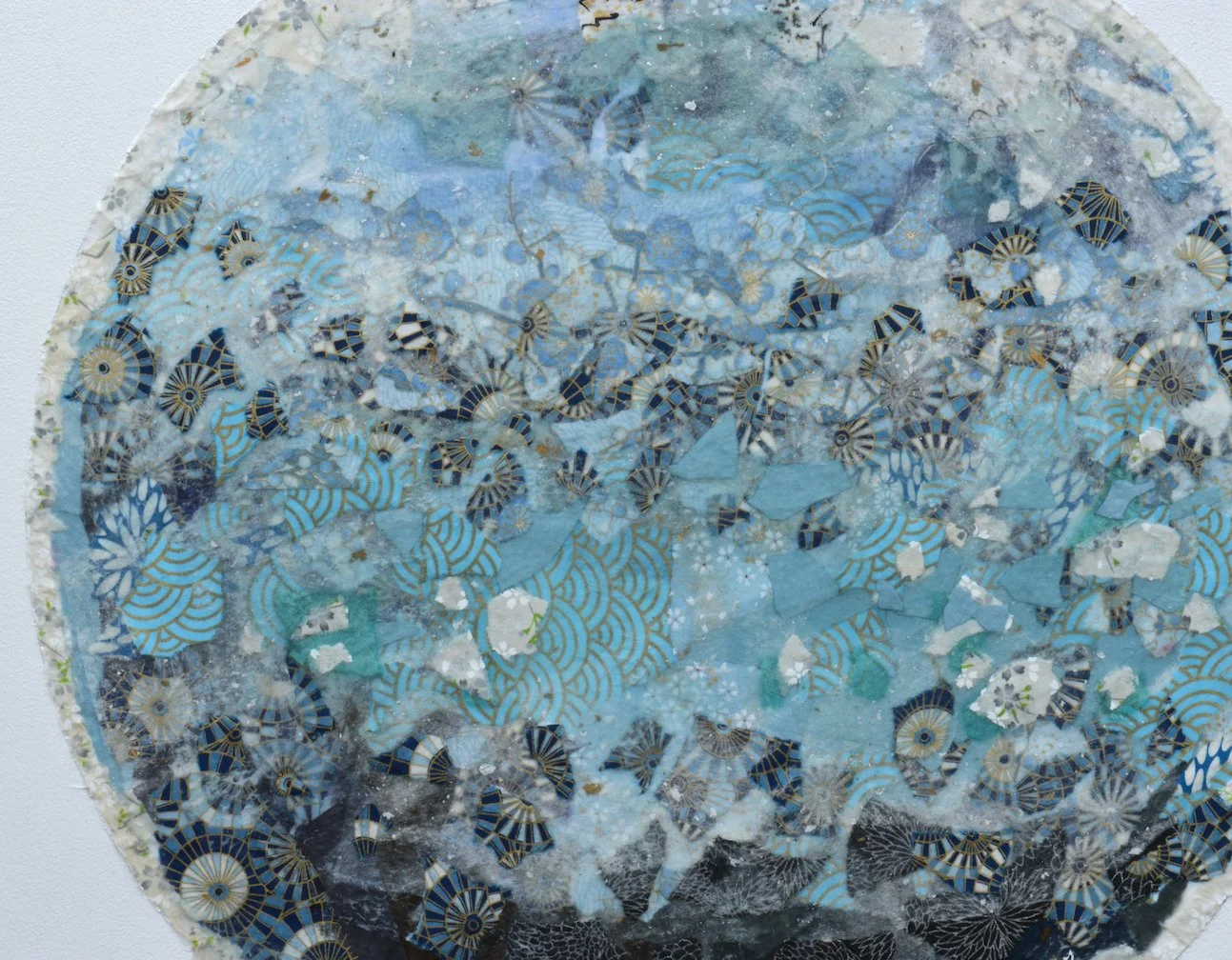 6A.Mary Karavos_Diamond Dust_20_x20_Detail.jpeg