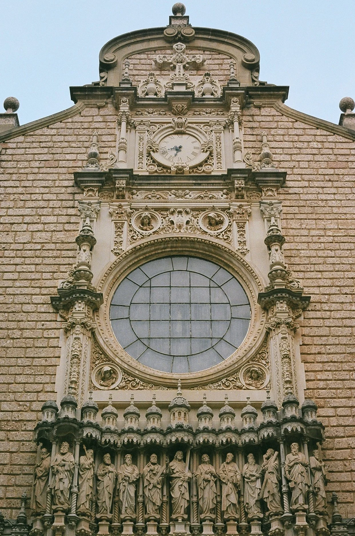 56150012_edit.jpg