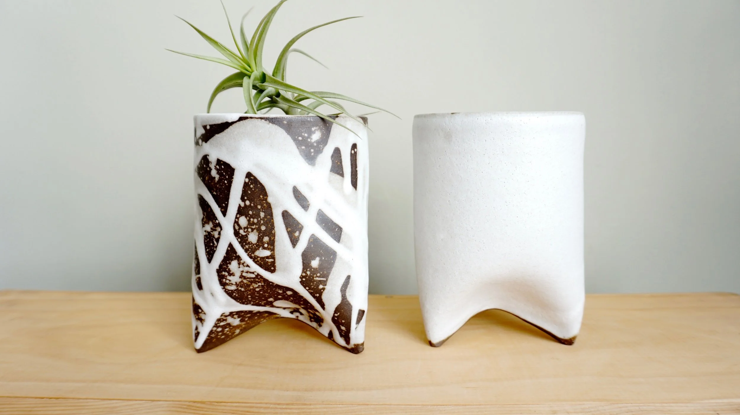 Medium Piglet Planters in White Satin