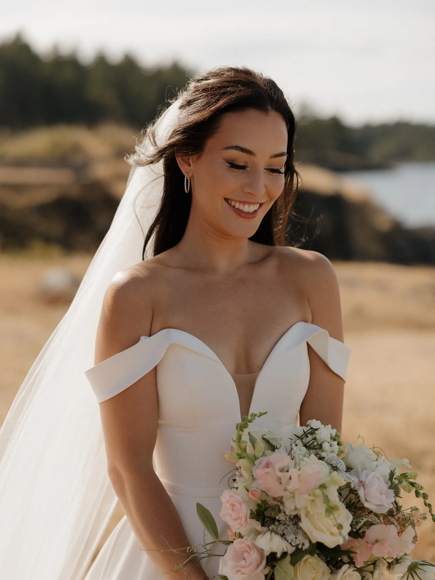 Thinking back to this beautiful summer day in July celebrating Shanel and Brent in Nanoose Bay ✨ such an incredibly special day and I feel so lucky to have been a part of it 🤍

#bridalmakeup #weddingmakeup #makeupartist #vancouverislandwedding 

✦ v