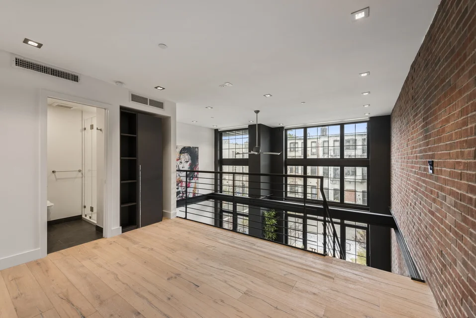 173 Bayard Street Apt 2R__10_resize.jpg