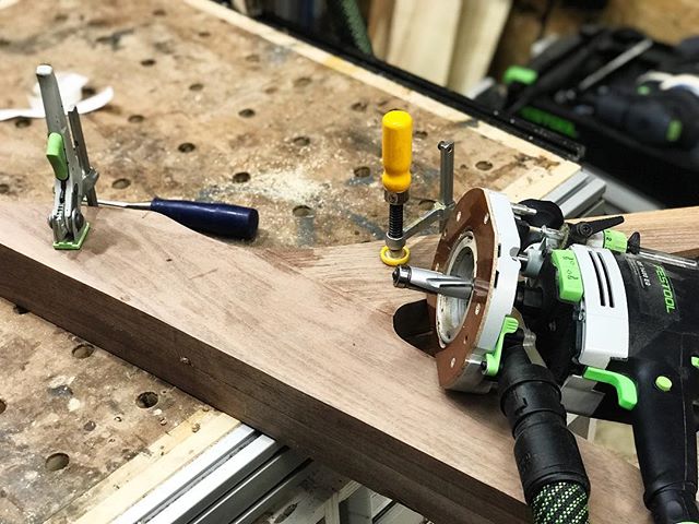I've always liked the idea of template routing large pieces, but the setup was a pain. This #assemblytable makes running a big bit over empty space really simple, and secure. #woodworking #woodshop #outfeedtable #festoolmft #8020 #tslot  #8020inc #al
