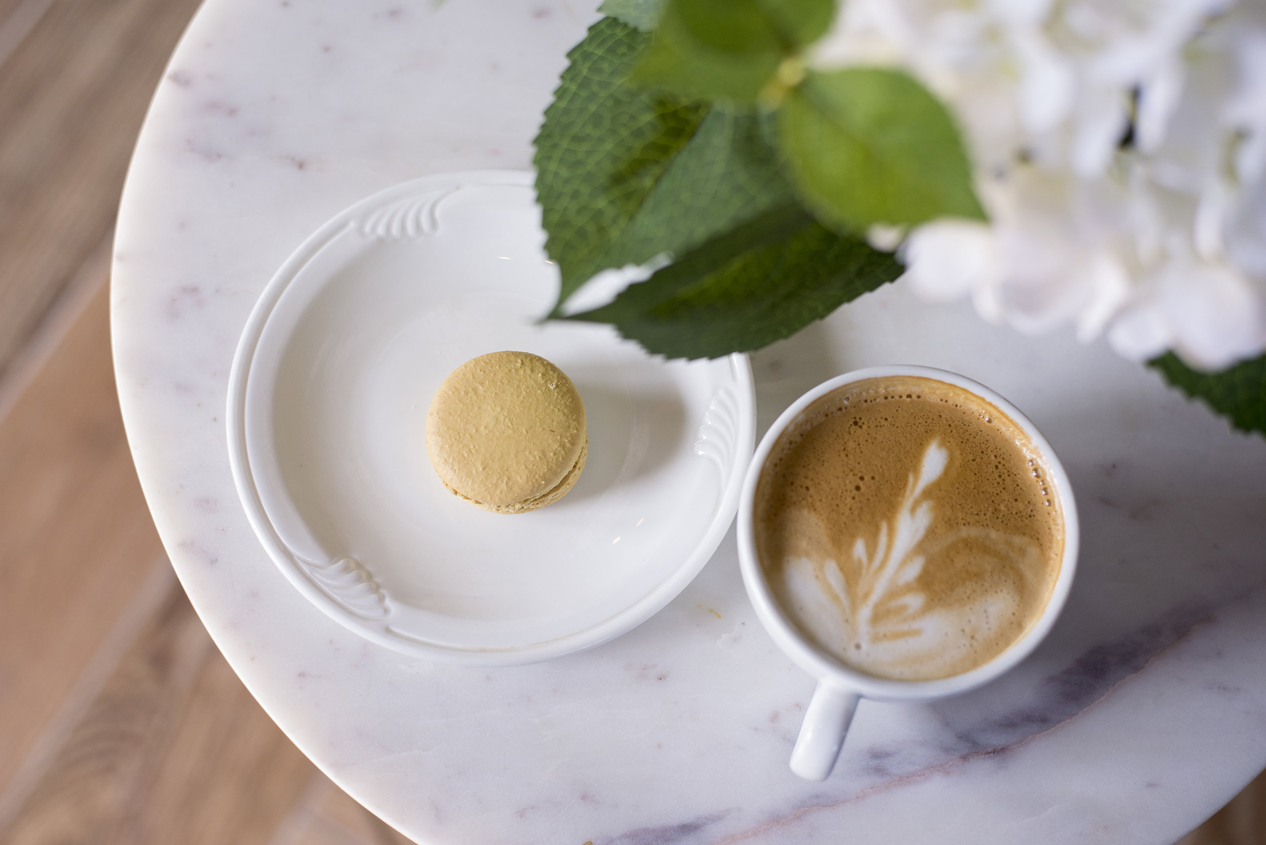 07.17.18_macarons4_lowres.jpg